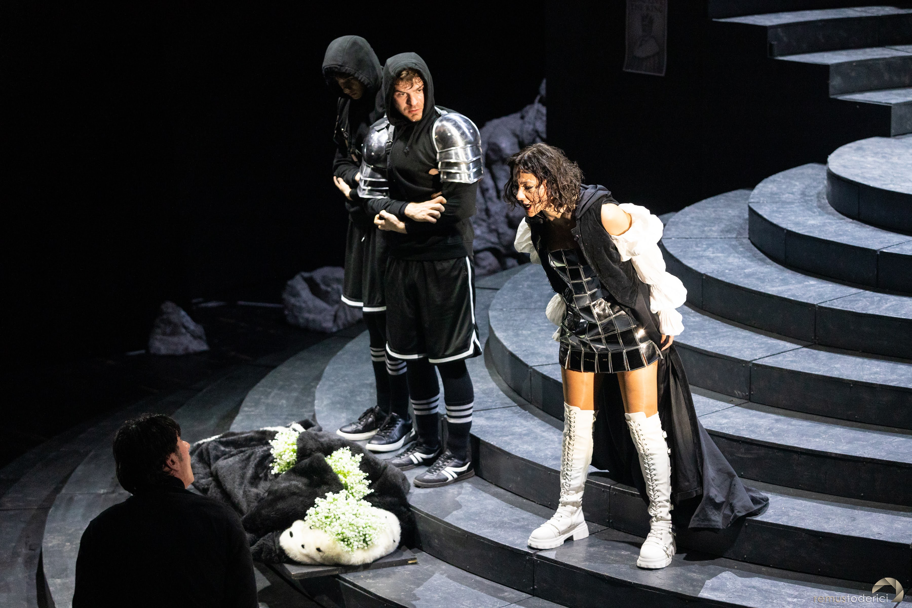 spectacolul Richard III, regia Andrei Măjeri, foto Remus Toderici (34)