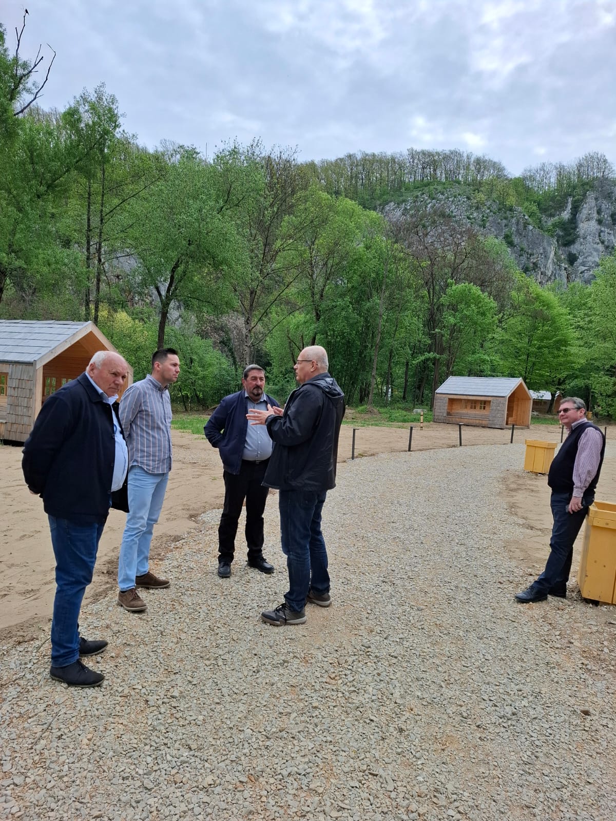 Camping Vadu Crișului