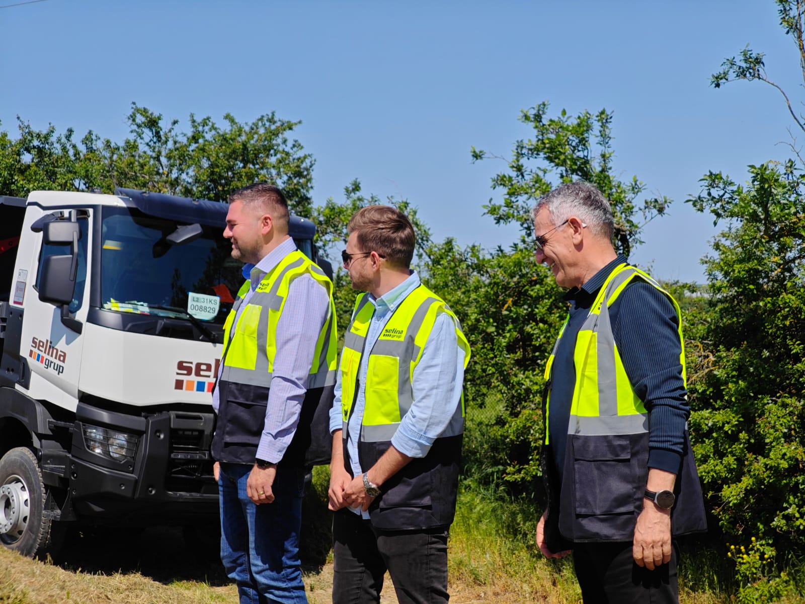 WhatsApp Image 2025-05-02 at 12.57.13 (1)