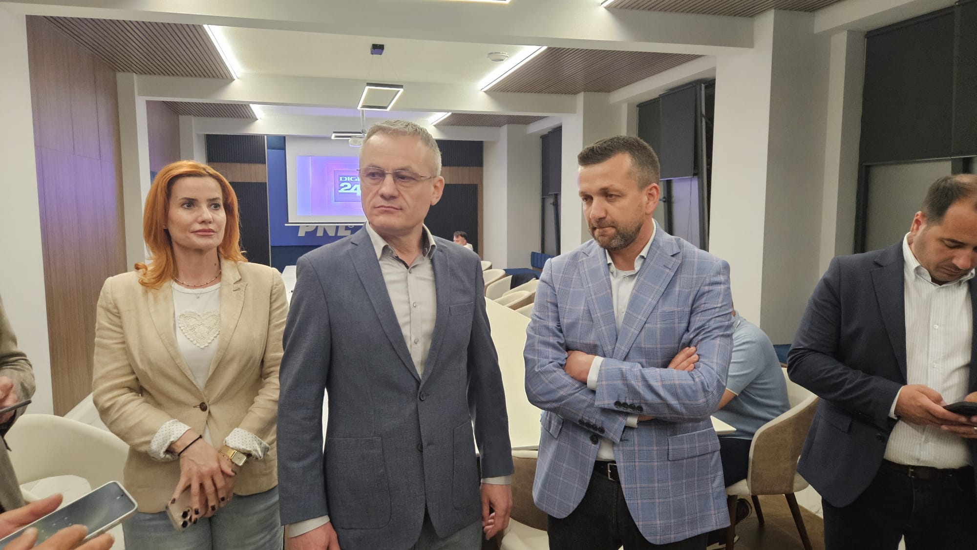 WhatsApp Image 2025-05-04 at 22.36.02 (1)