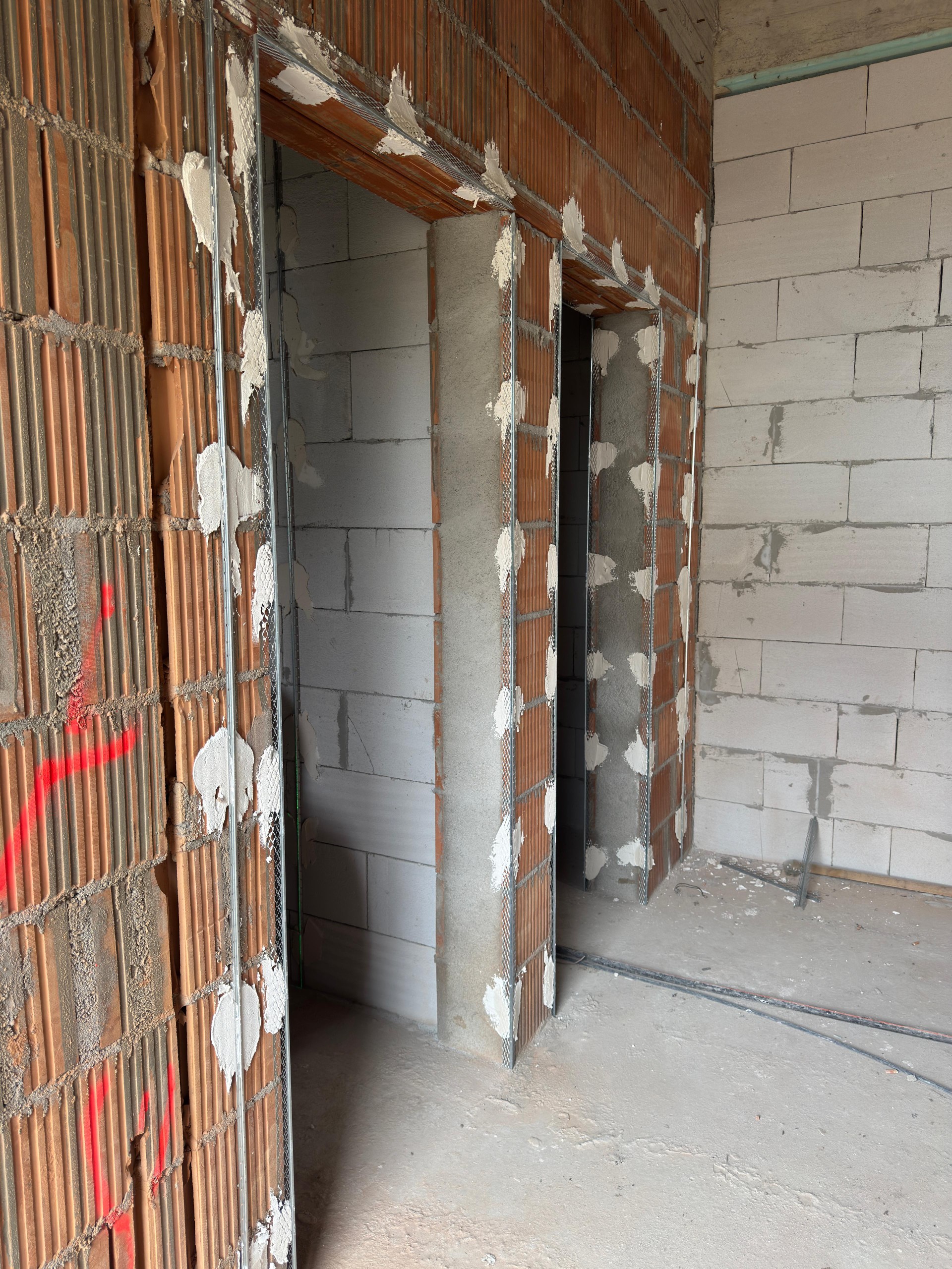 thumbnail_1000087112