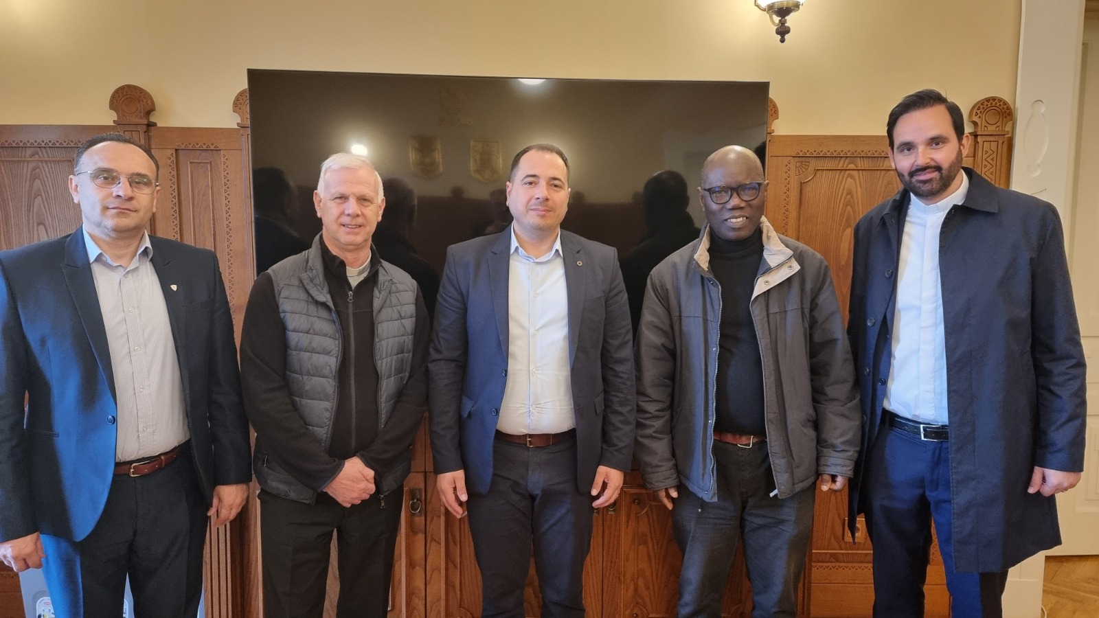  Uniunea comunității în spirit european autentic