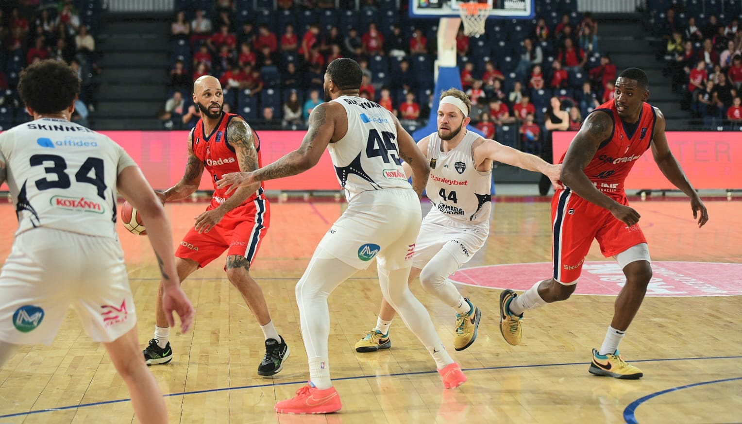 WhatsApp Image 2025-05-19 at 21.40.35 (2)