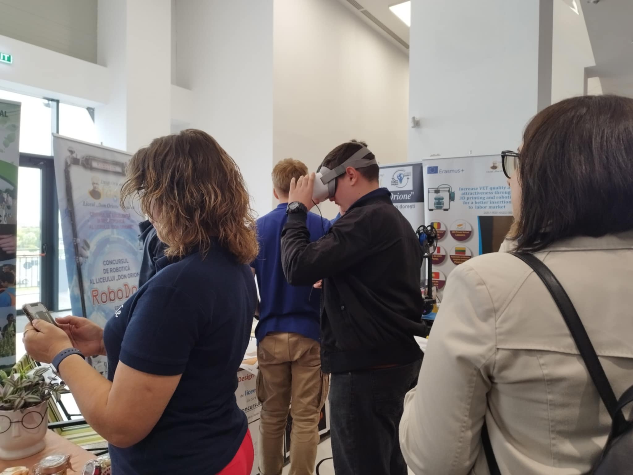 f8db284d-e0d0-49e5-9a70-e127fb47365f