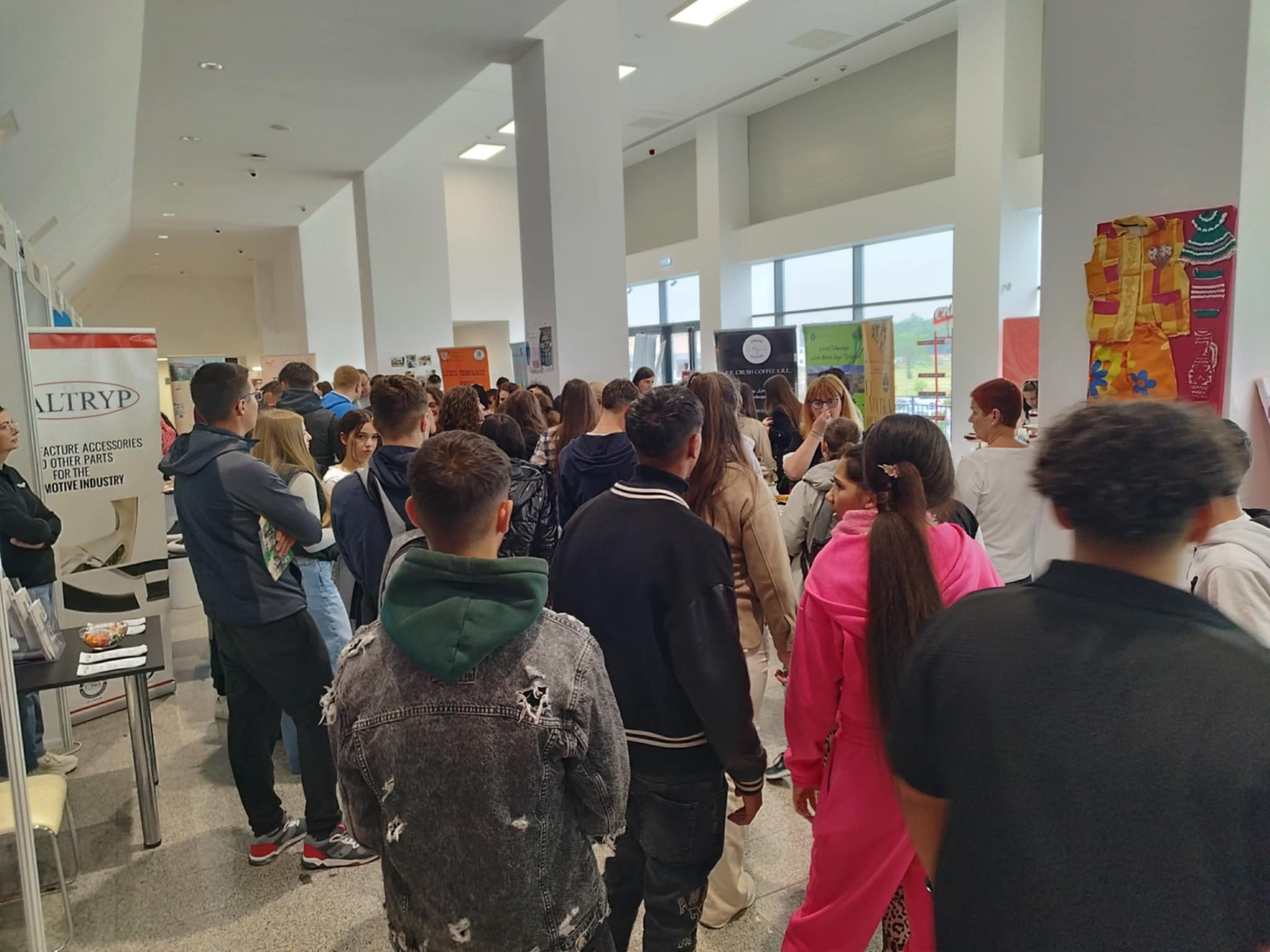 18a56831-7290-4684-b226-542aecb92a91