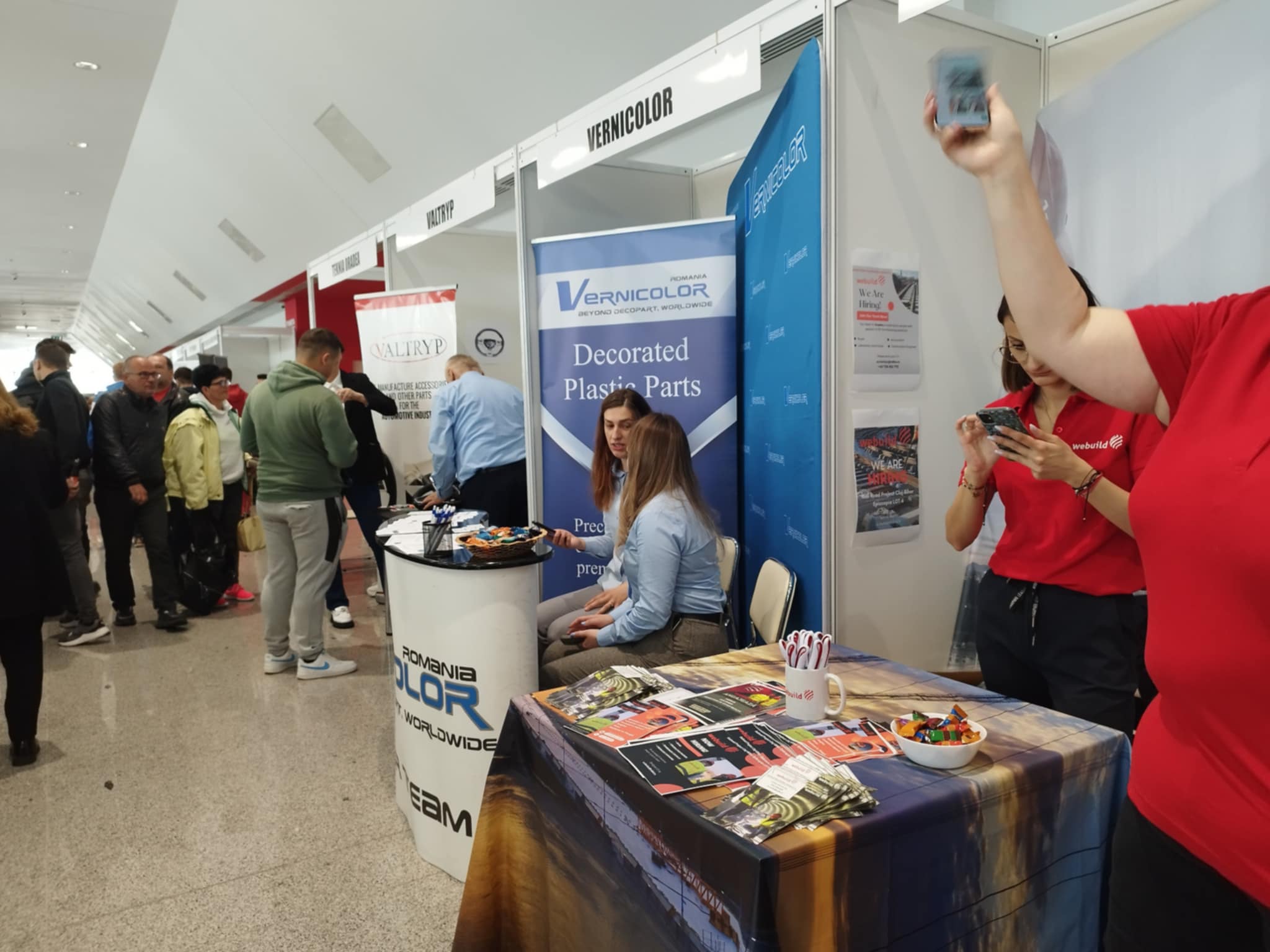 a5e8bd00-adac-422e-bb97-453980cfaa16