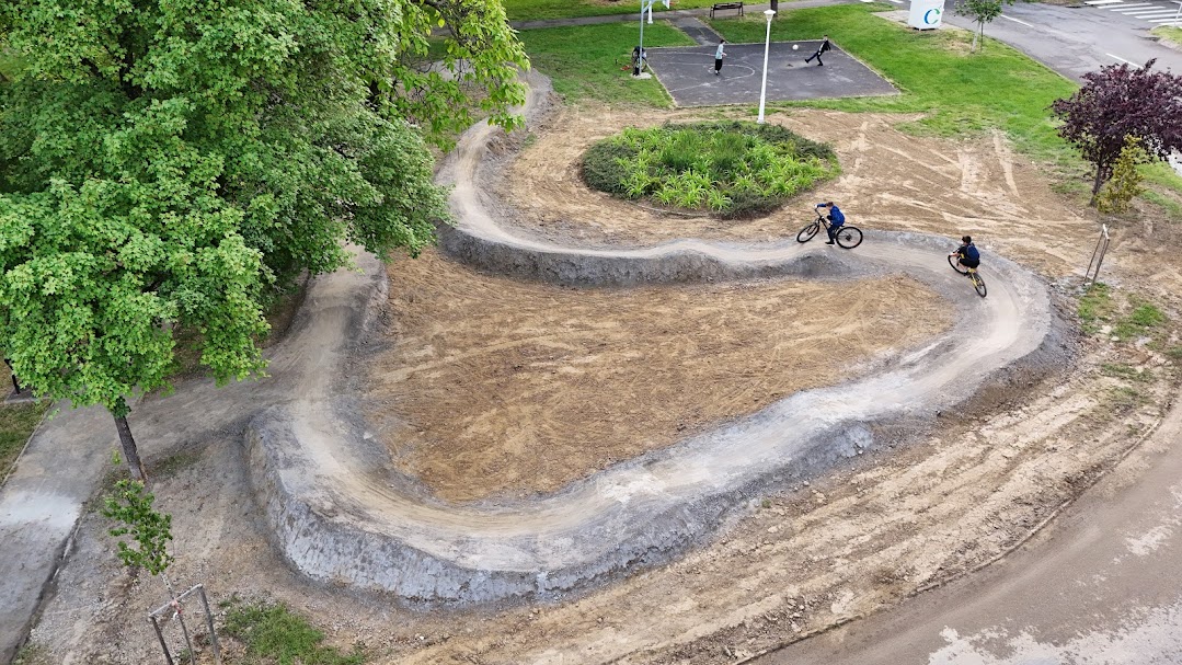 DJI_20250522183234_0012_D