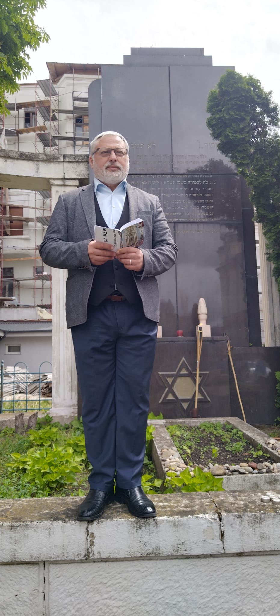 14ac44b5-2e0e-4b57-840f-e73d5c53fead