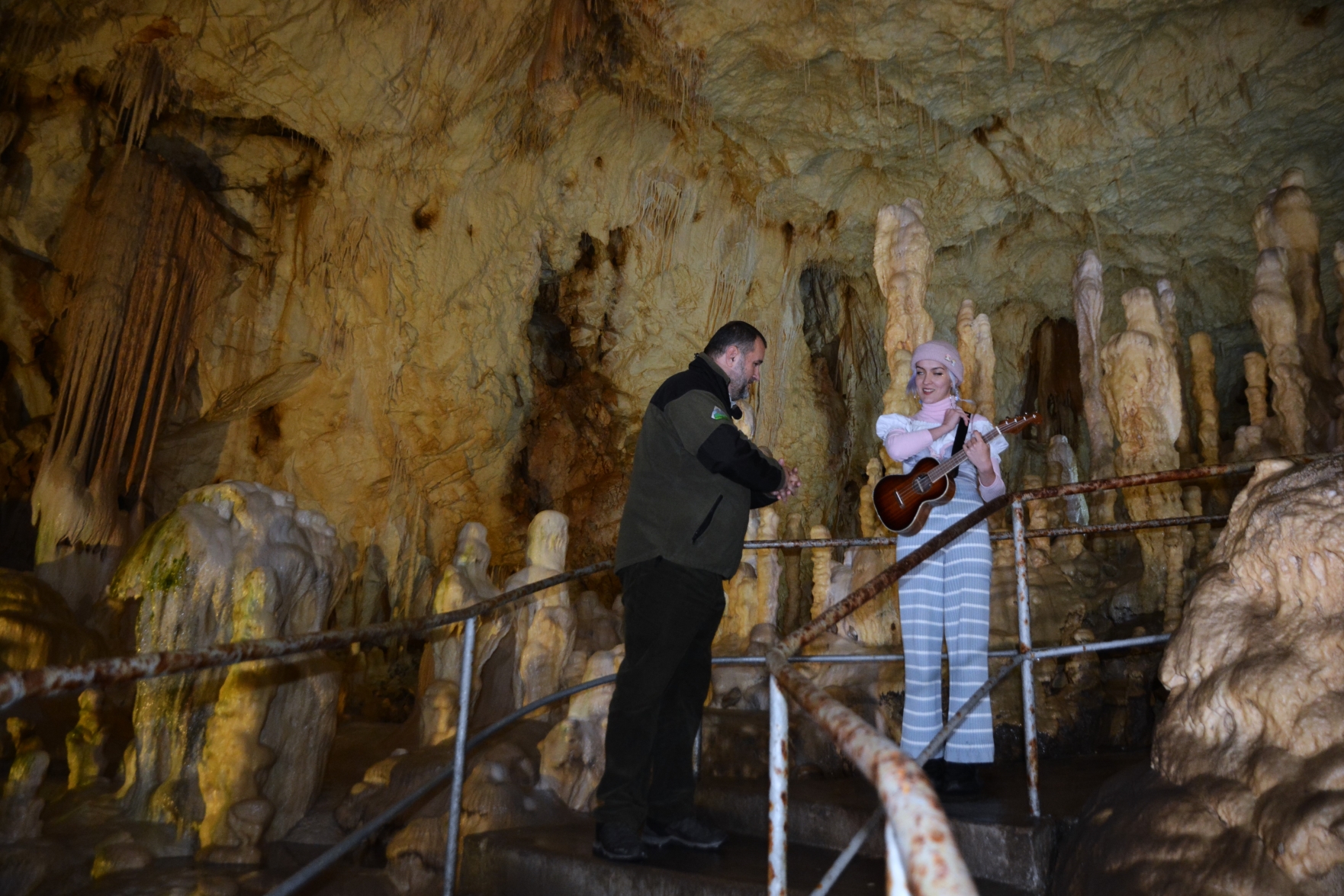 Concert în Peştera Urşilor Foto Cami Buşu (35)