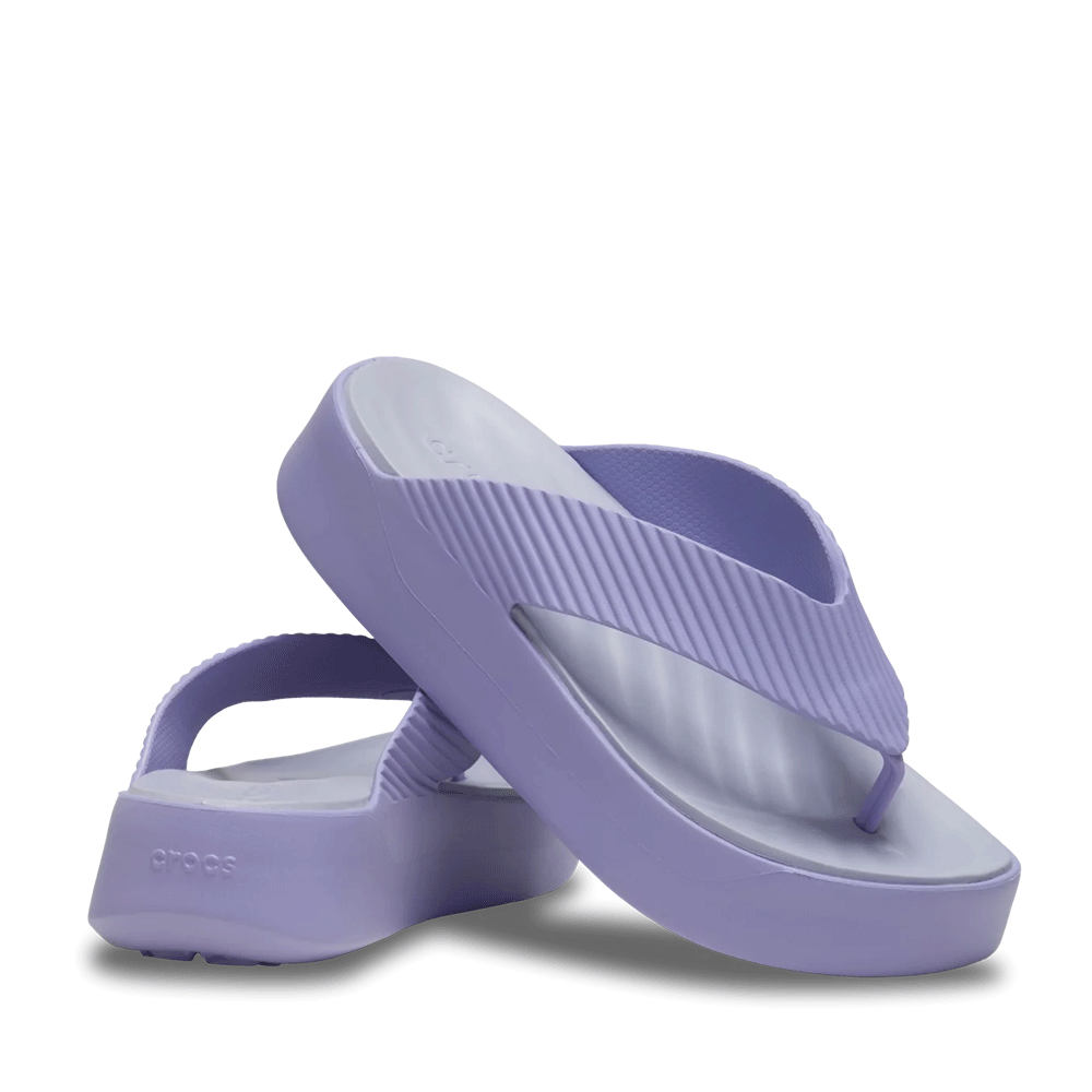 papuci-de-plaja-femei-crocs-getaway-groove-platform-flip-lila-389dsl210700li-4c99af