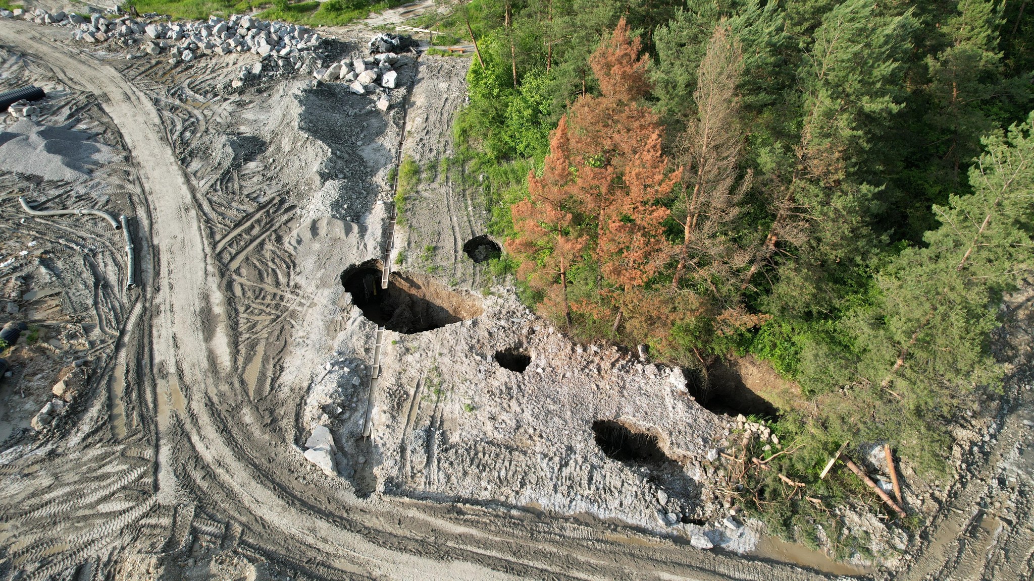 502612467_24700115986257760_6899051390123284500_n