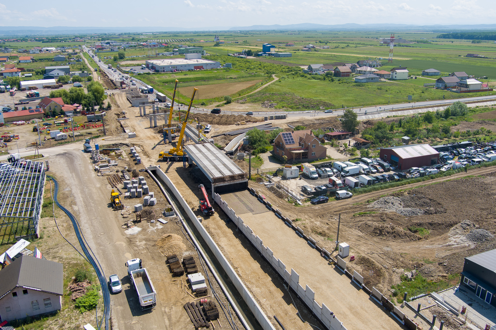 Pasaj Osorhei se monteaza grinzile (1)