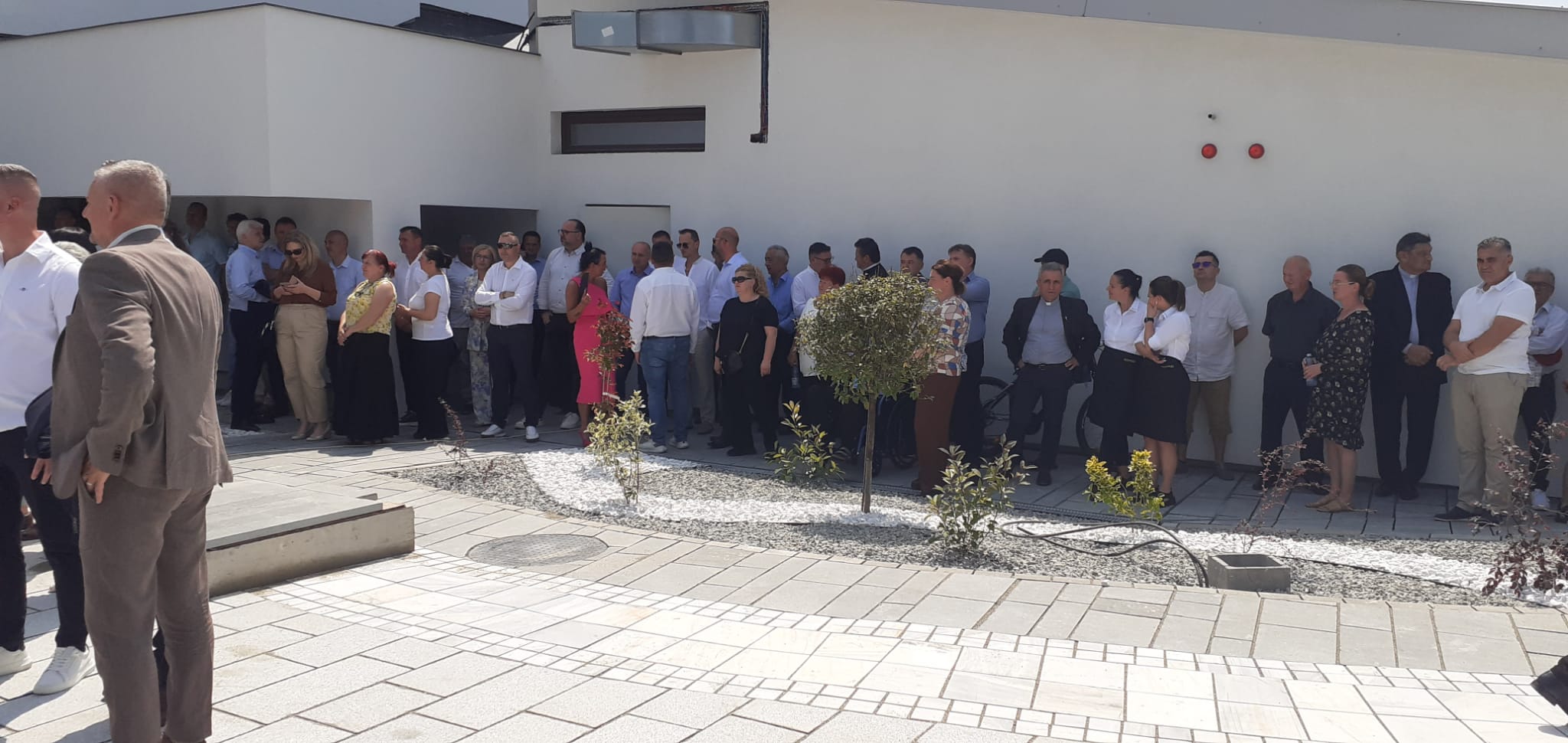 WhatsApp Image 2025-06-06 at 15.40.11 (2)