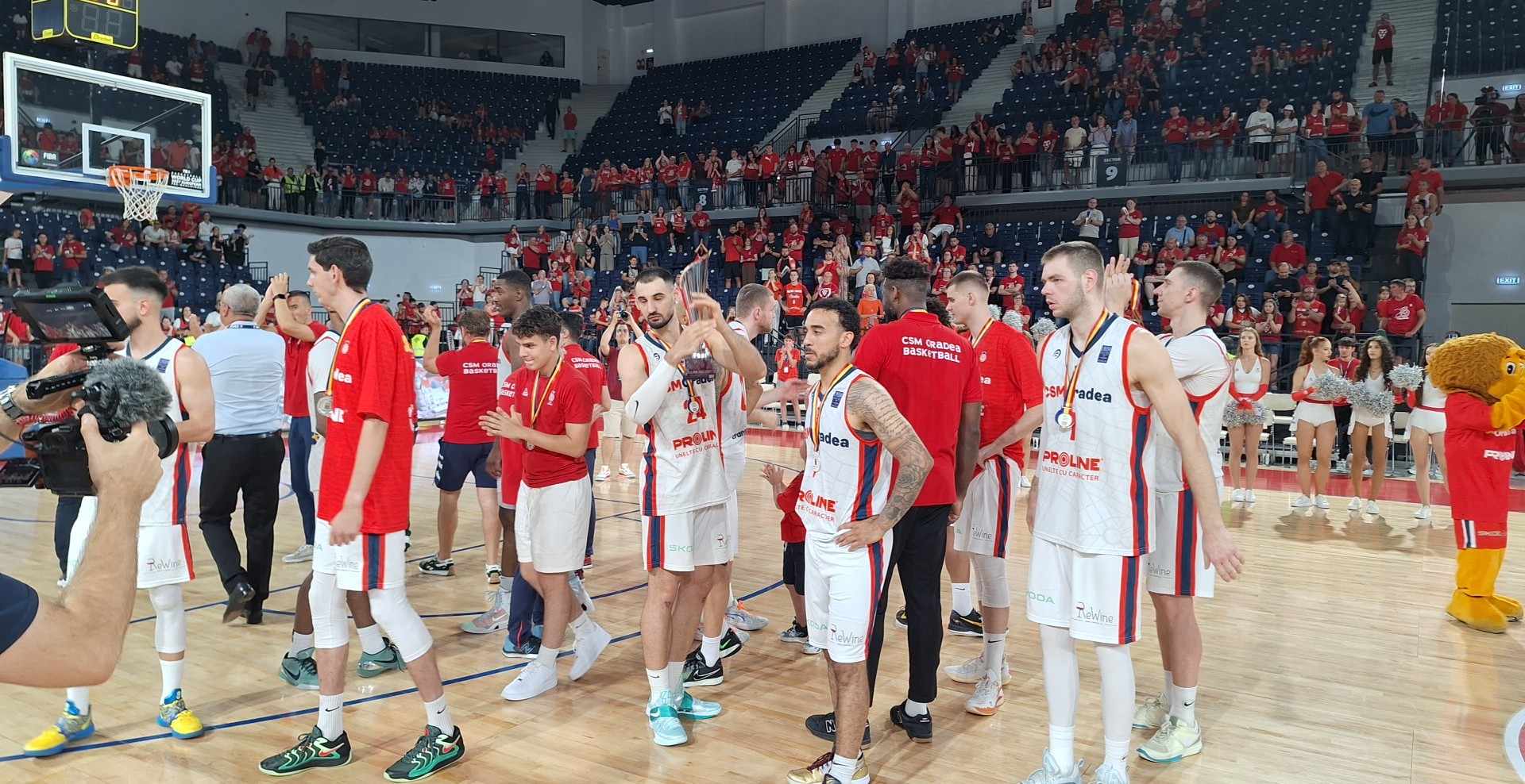 494690867_1642283599687213_3718416737196527684_n