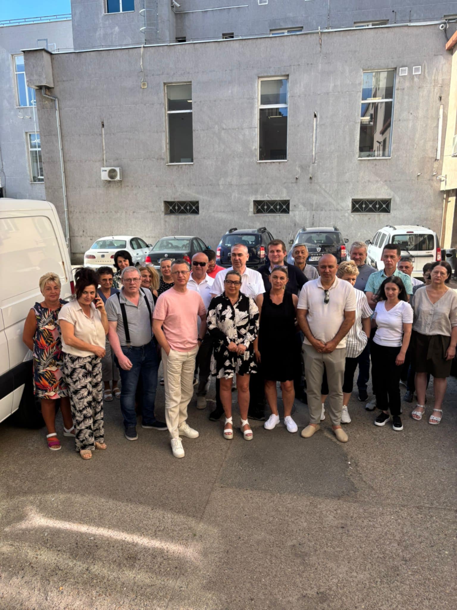 6a9c5d32-778f-4ccd-9592-b91e97dd9dbf