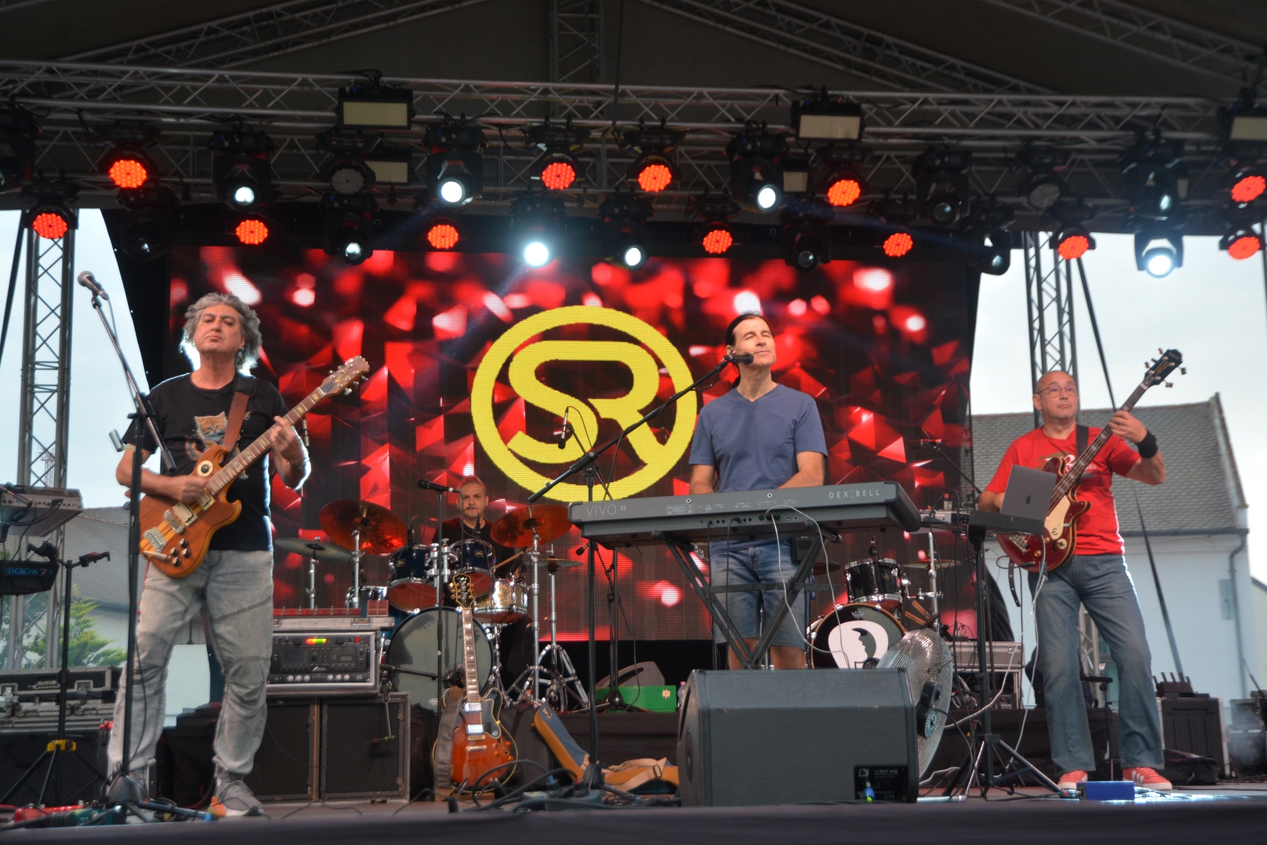 concert Sarmalele Reci la Medieval (1)