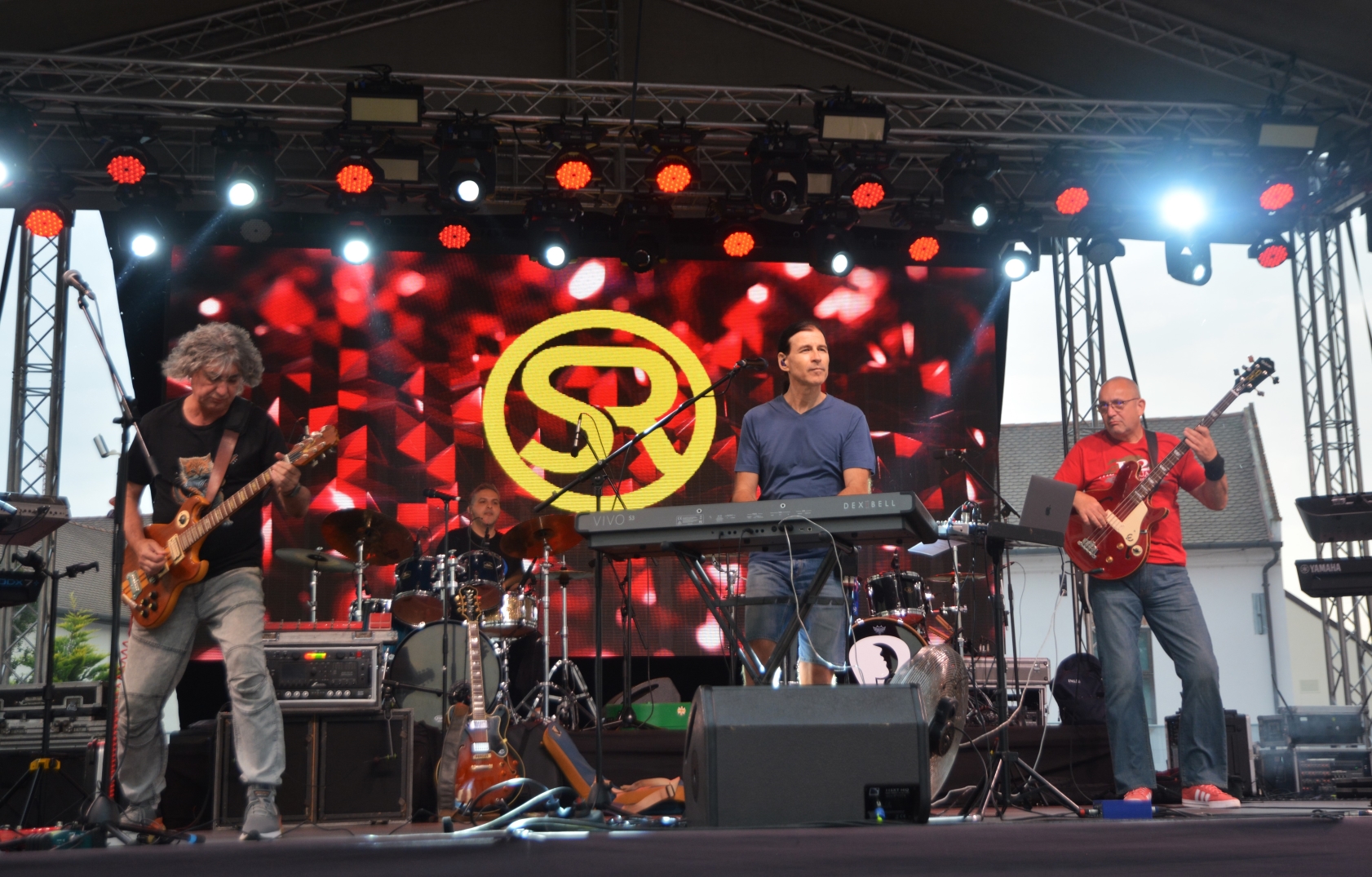 concert Sarmalele Reci la Medieval (6)