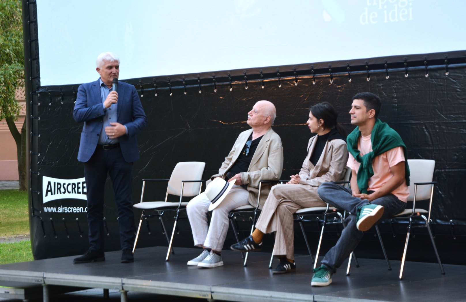 Proiecţie Moromeţii 3 la Oradea (8)