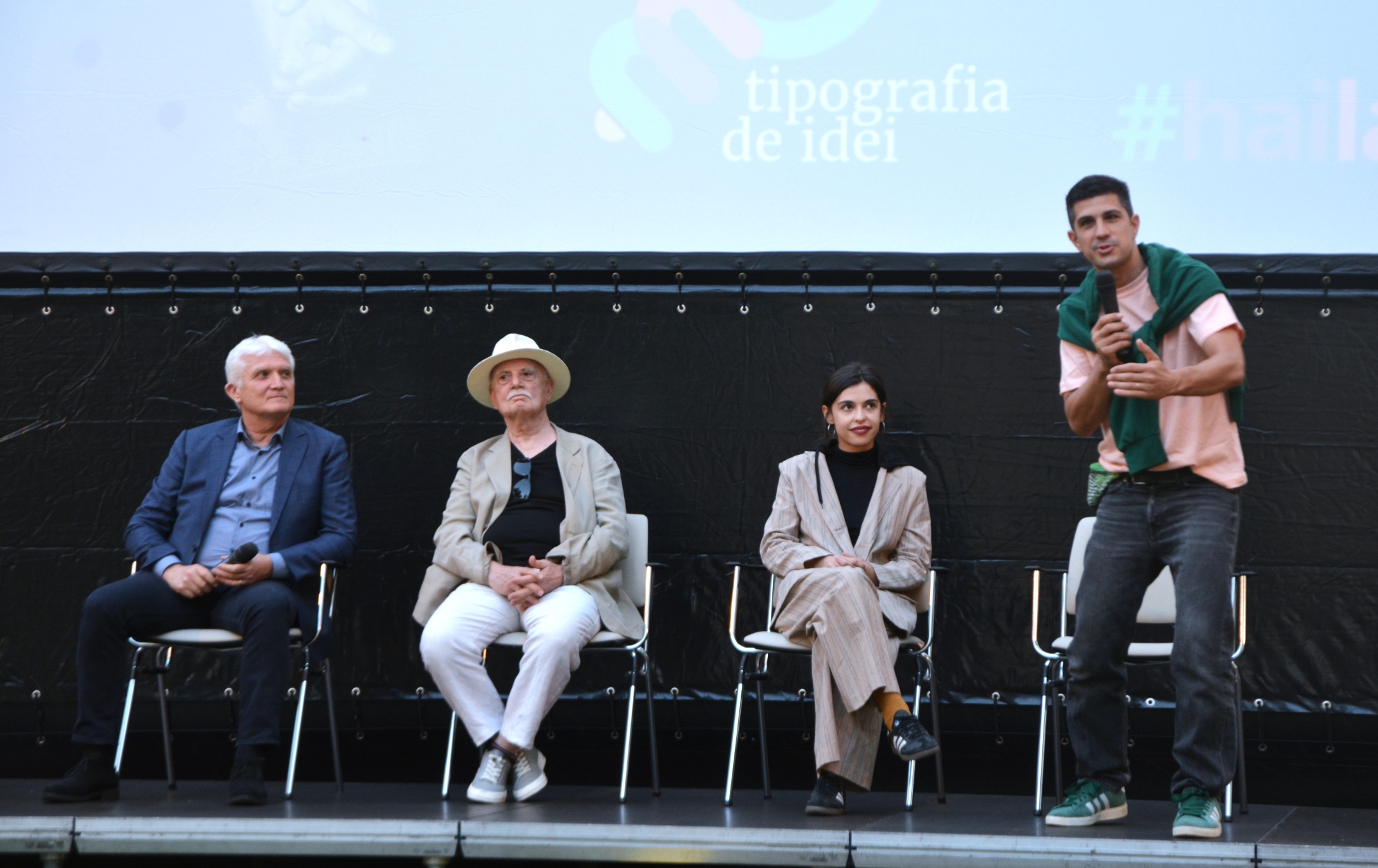 Proiecţie Moromeţii 3 la Oradea (19)