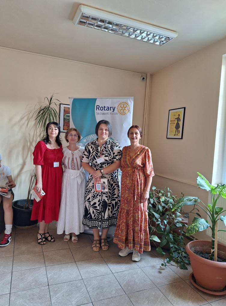 506784293_1054245913497285_2817070993776423184_n