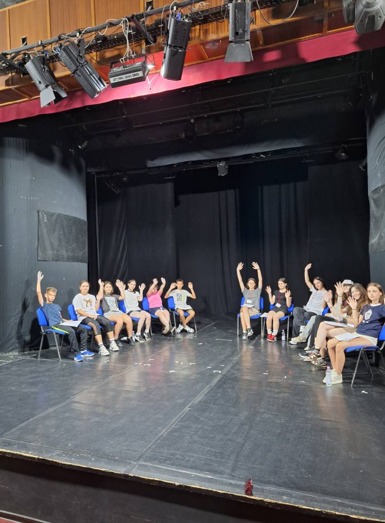 520540728_1054245593497317_5778606135636369092_n