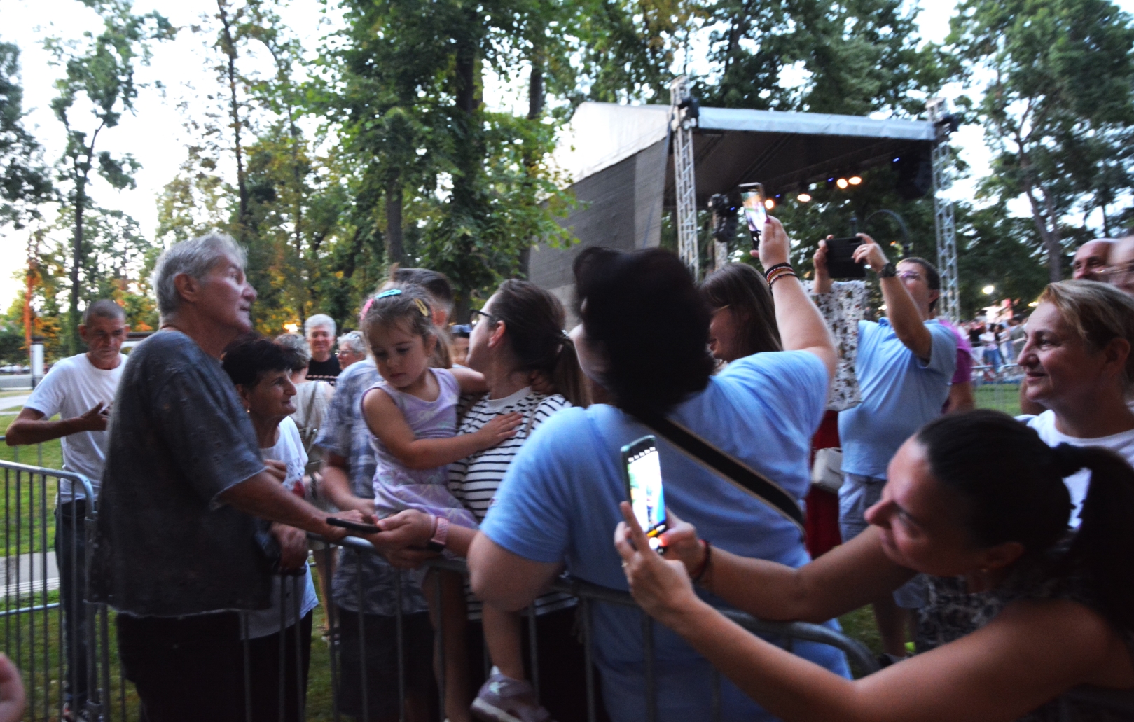 Holograf la Muzeul Ţării Crişurilor (98)