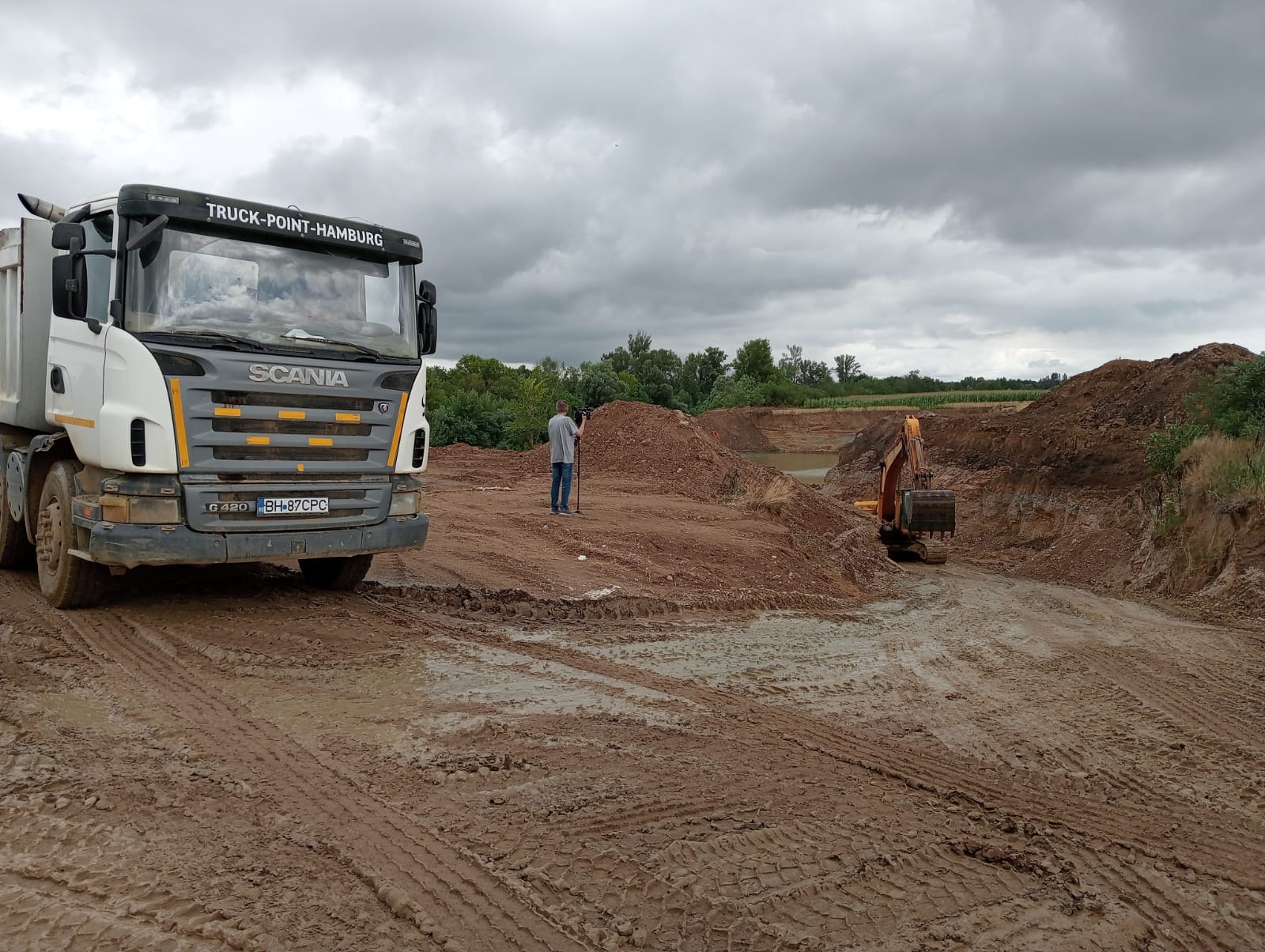 WhatsApp Image 2025-07-30 at 11.50.44 (4)