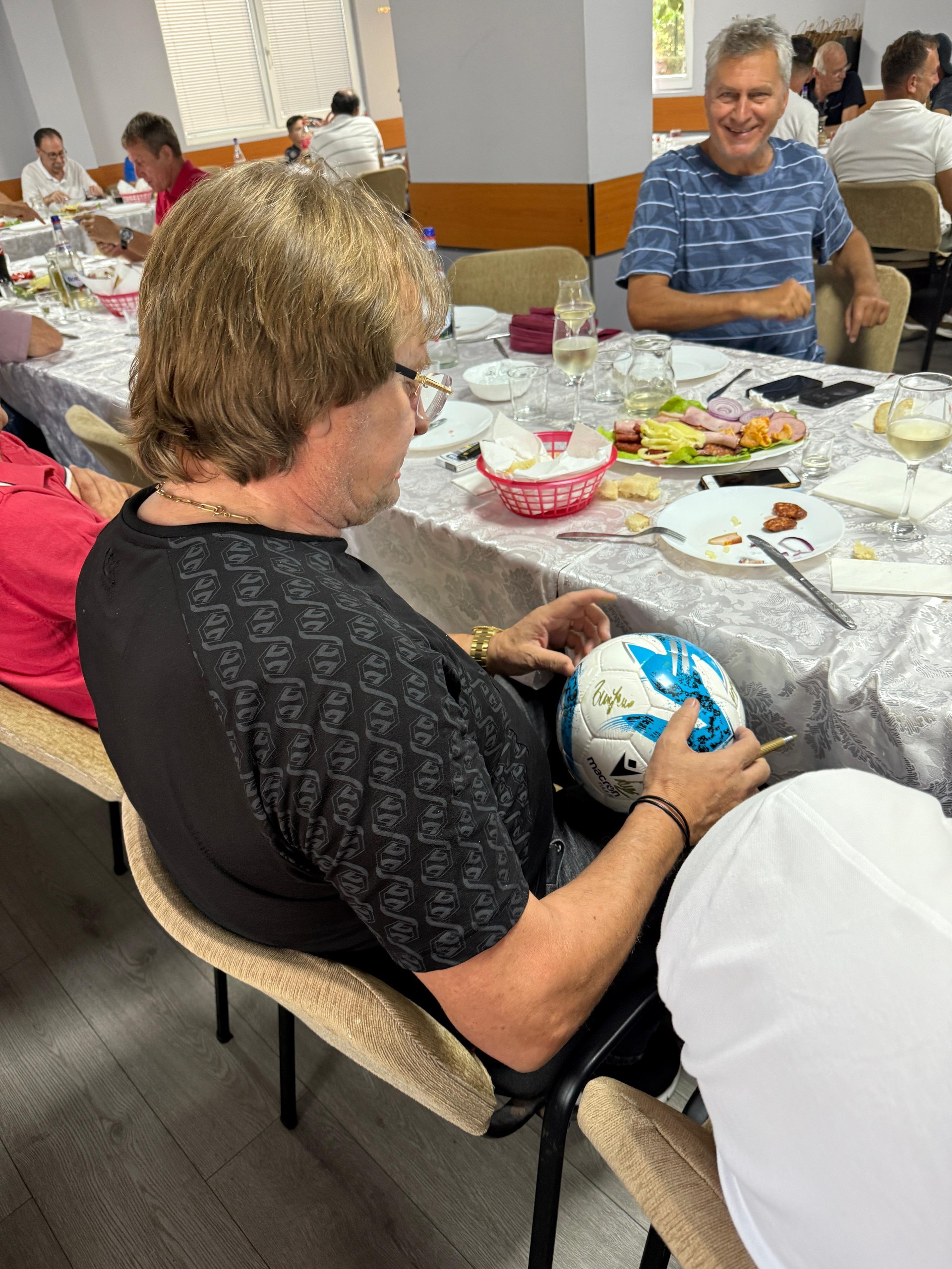 thumbnail_fotbal intalnire1