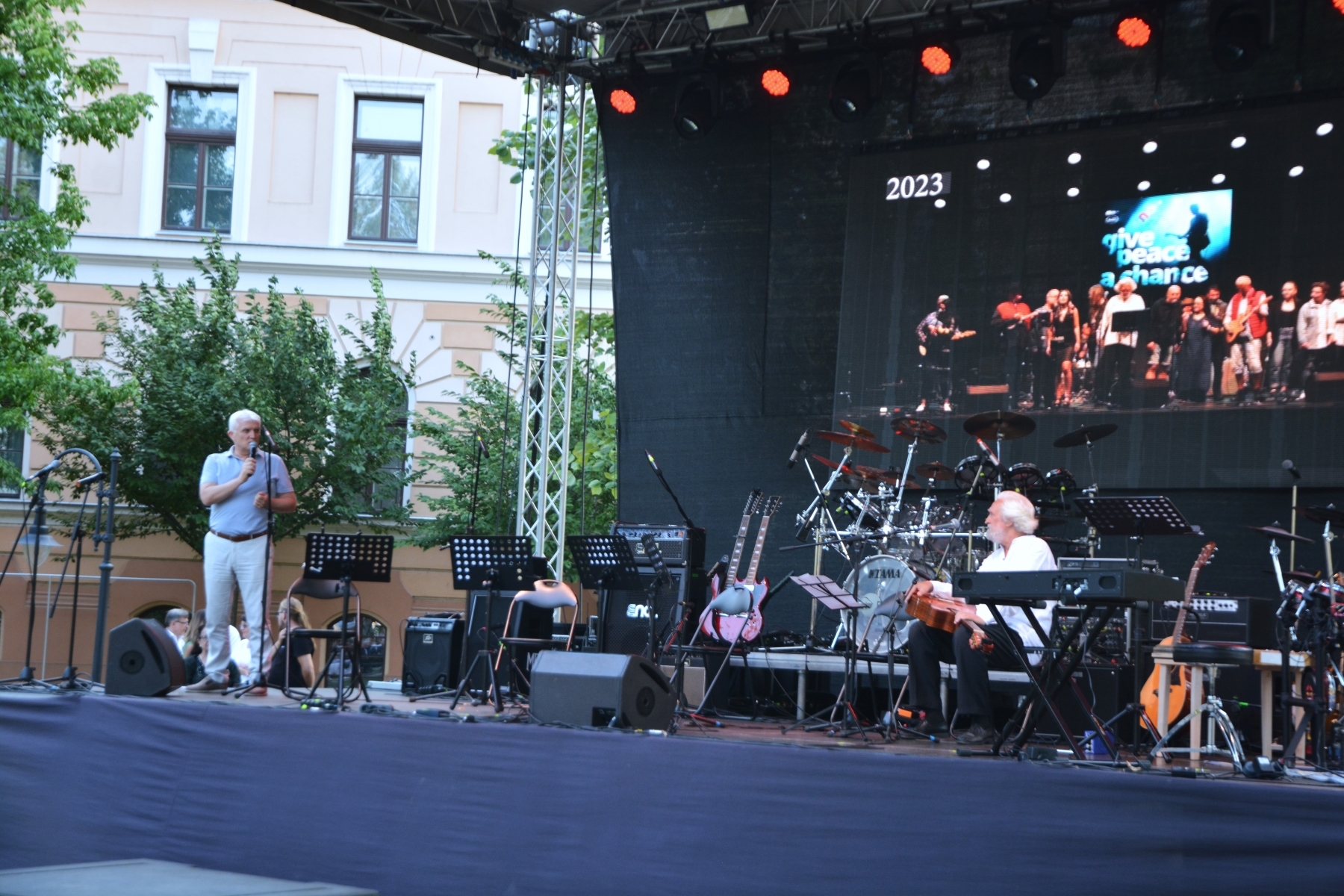 concert comemorativ Give Peace a Chance 2025 (9)