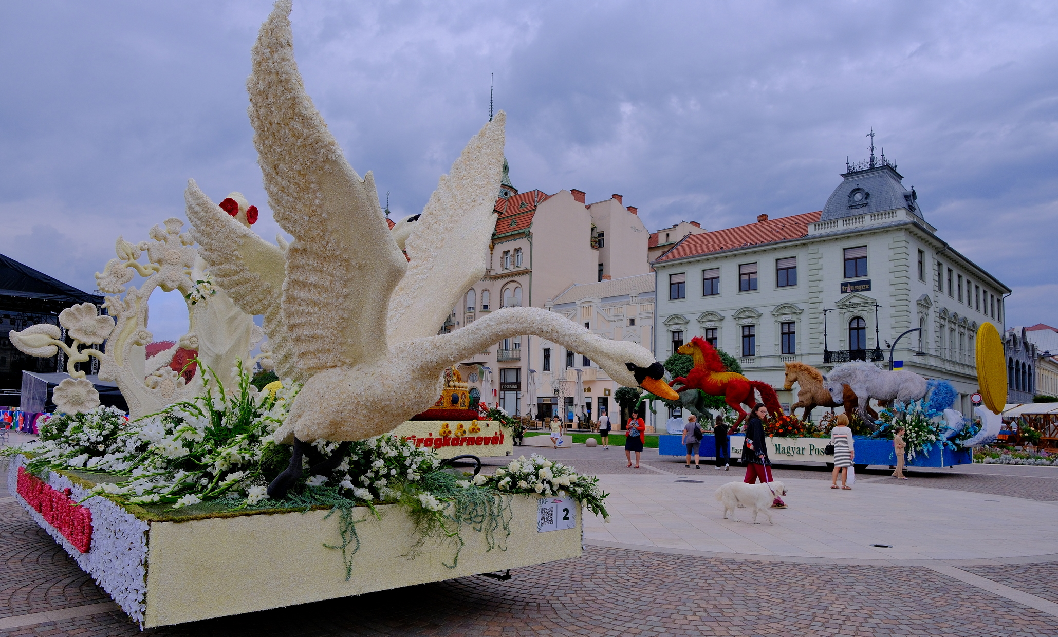 Carele alegorice în Piaţa Unirii (6)