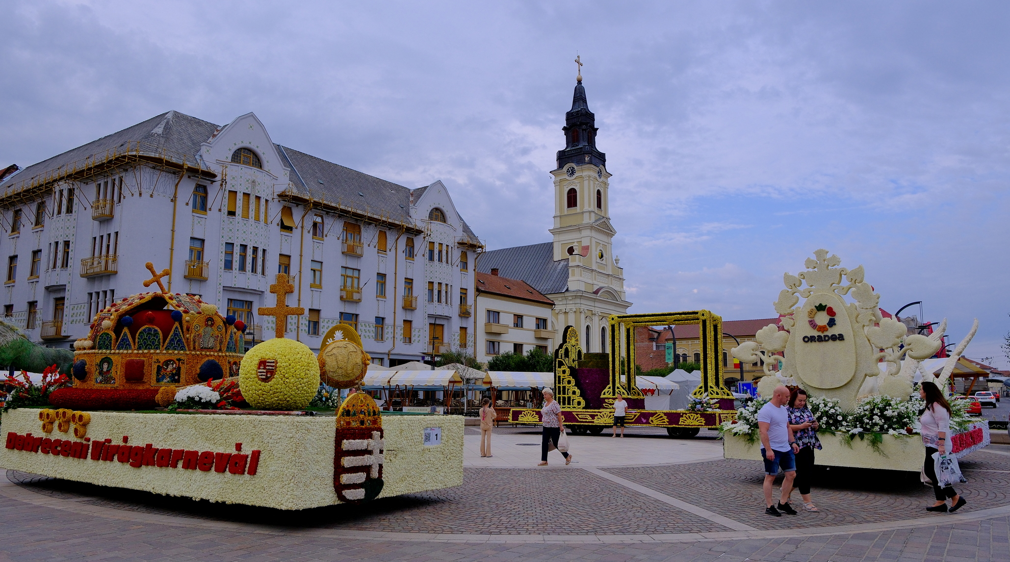 Carele alegorice în Piaţa Unirii (8)