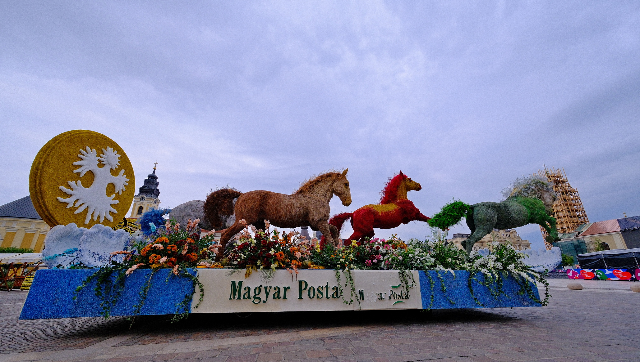 Carele alegorice în Piaţa Unirii (11)