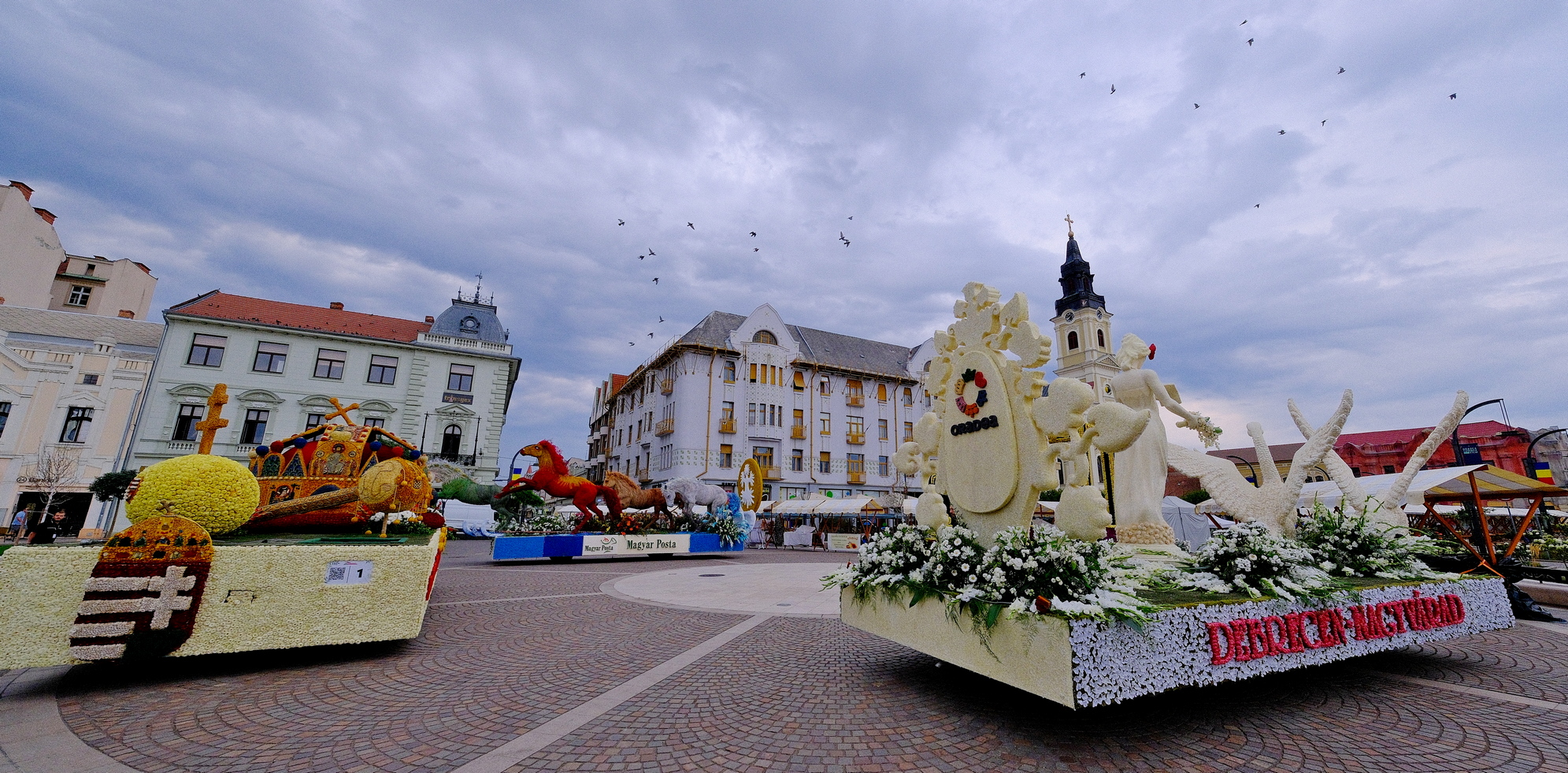 Carele alegorice în Piaţa Unirii (14)