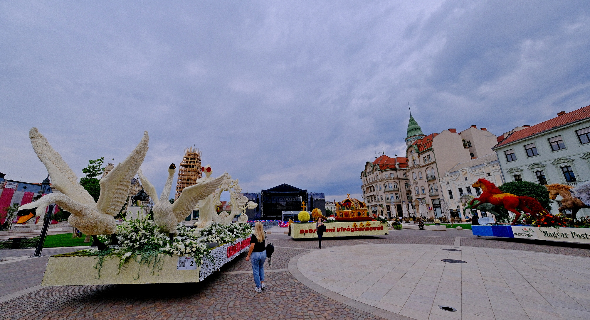 Carele alegorice în Piaţa Unirii (21)