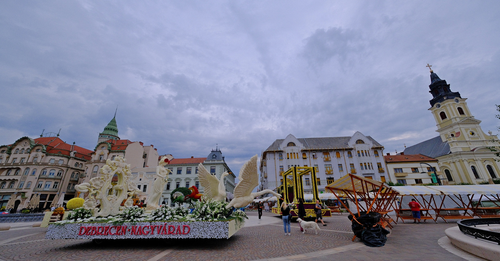 Carele alegorice în Piaţa Unirii (24)