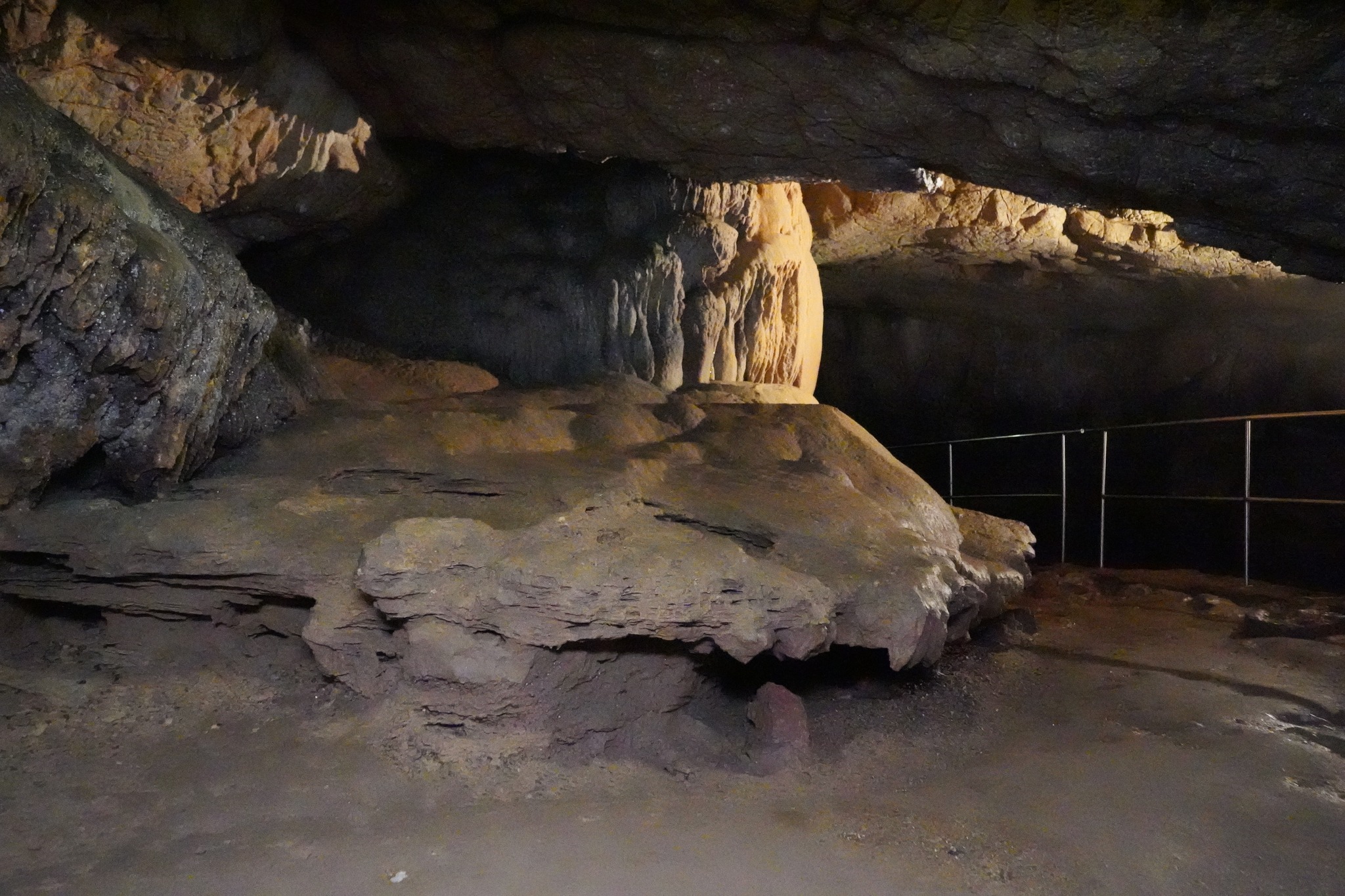 peştera vadu crisului2