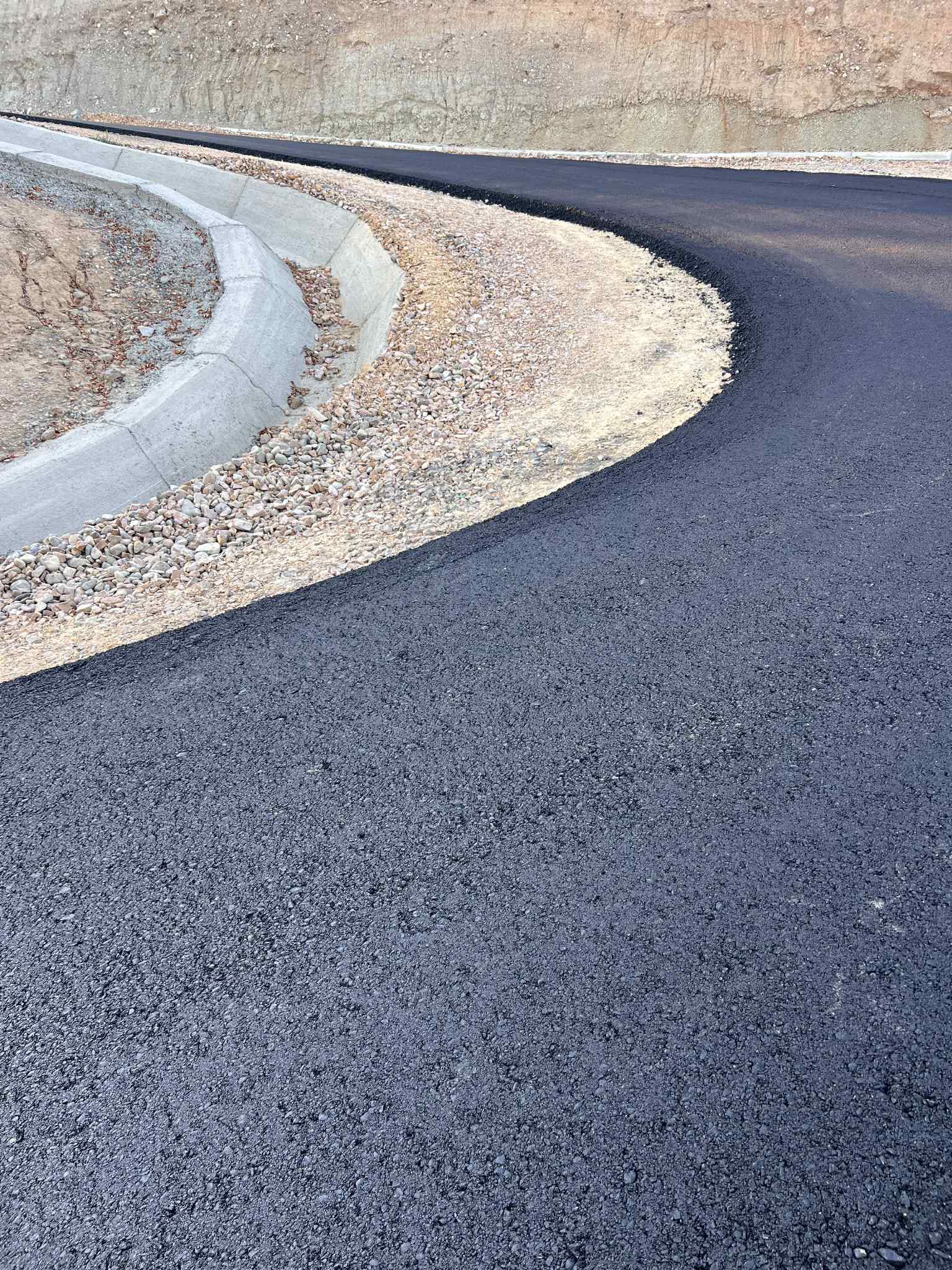 670de9cd-6037-419b-aacf-07356a147407