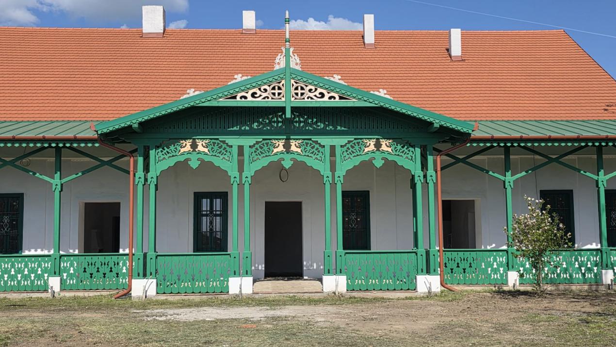 WhatsApp Image 2025-09-04 at 12.26.48 (3)