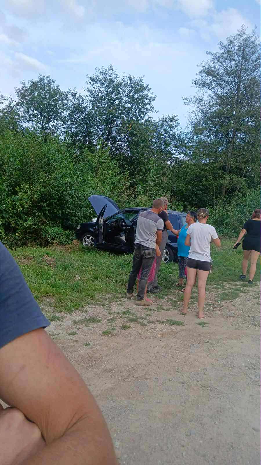 a2d426d1-59ae-41e6-8afc-19969e90c3d2