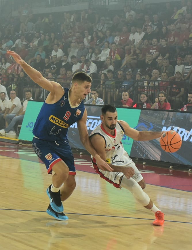 ccc74eb3-0203-41fd-93e8-dc13e7be1c86