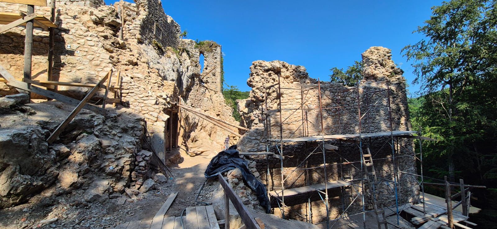 WhatsApp Image 2025-09-05 at 12.32.21 (1)