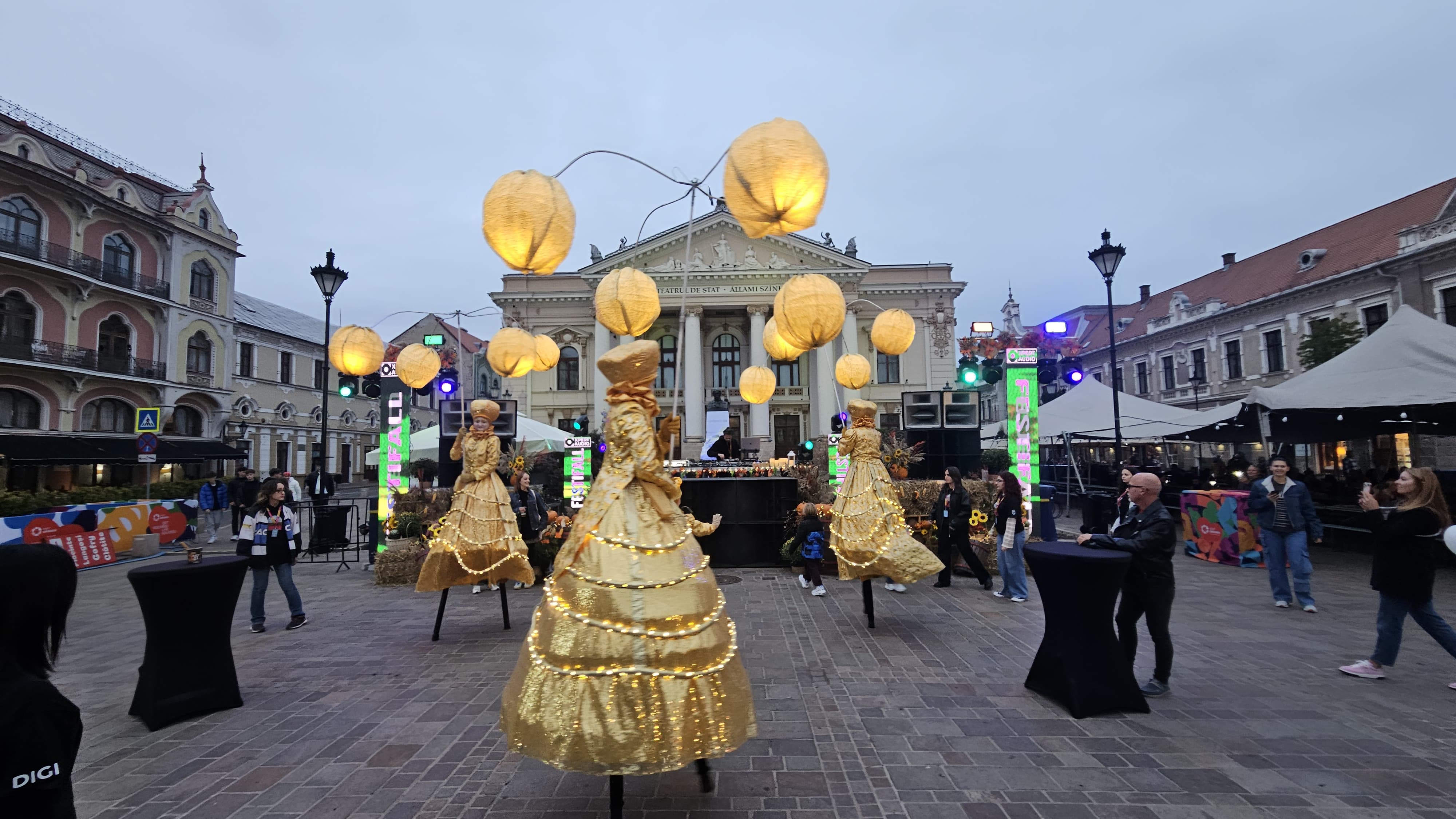 WhatsApp Image 2025-10-10 at 18.49.00