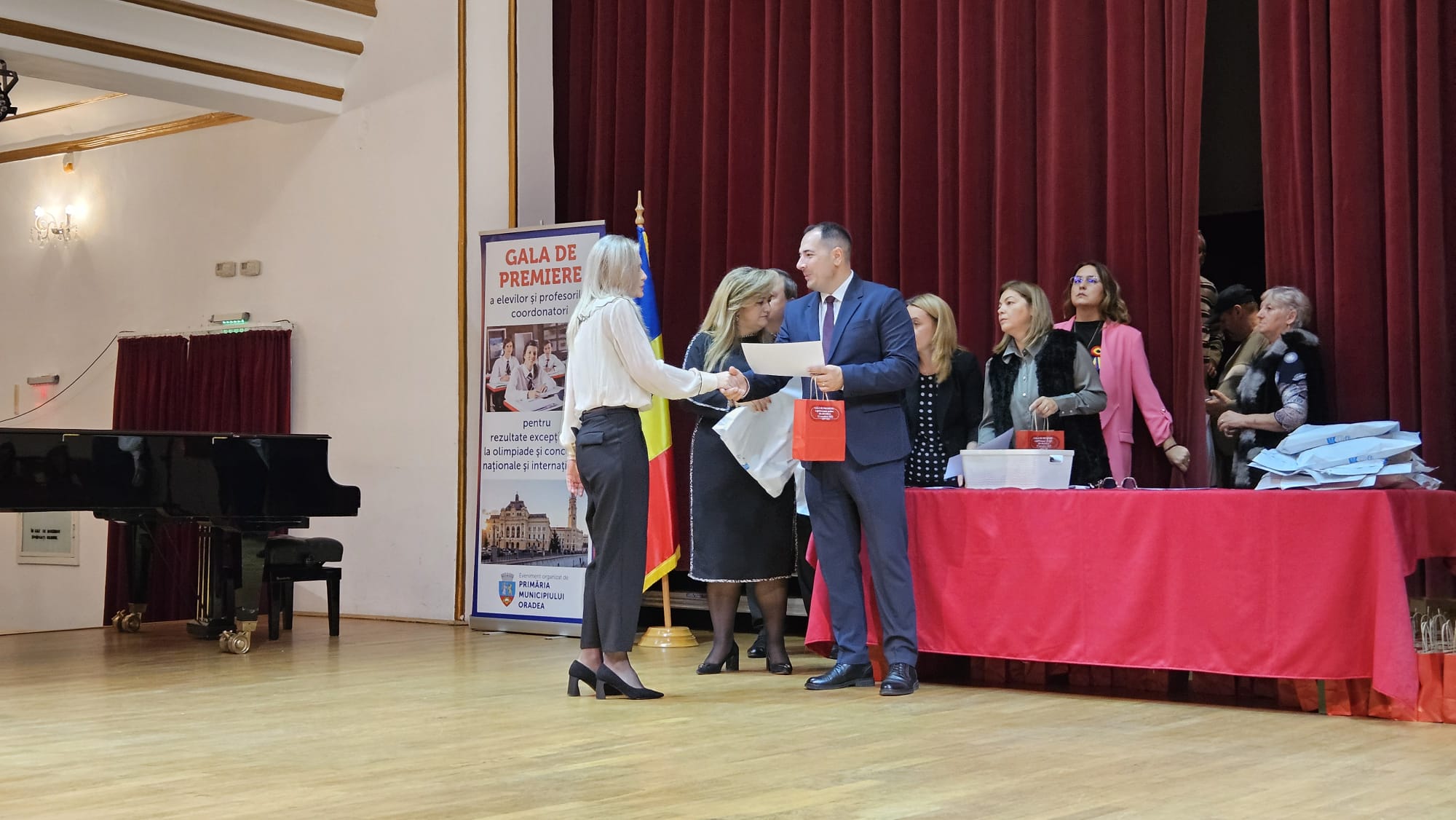 WhatsApp Image 2025-10-12 at 11.05.08 (1)