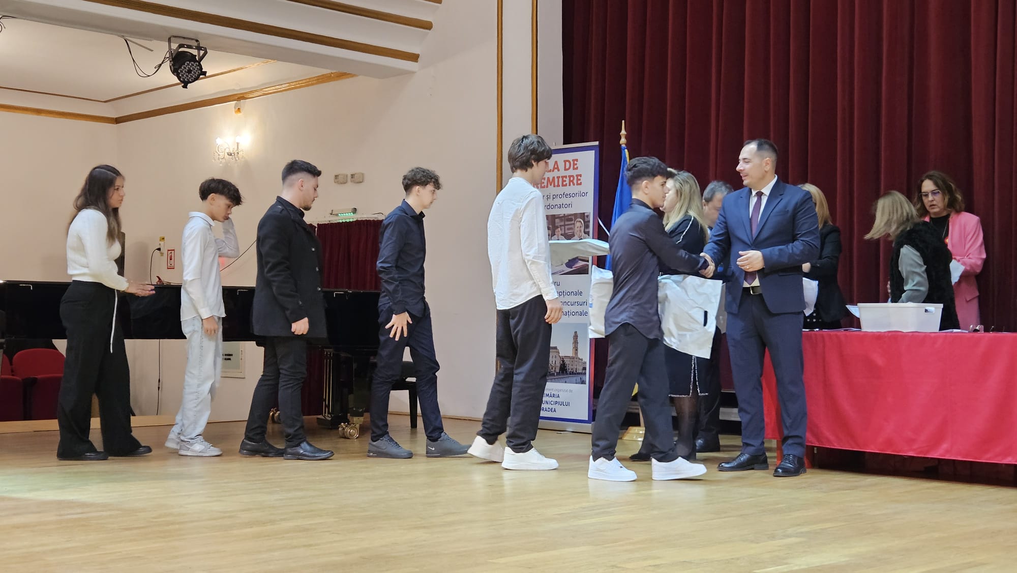 WhatsApp Image 2025-10-12 at 11.05.11 (1)