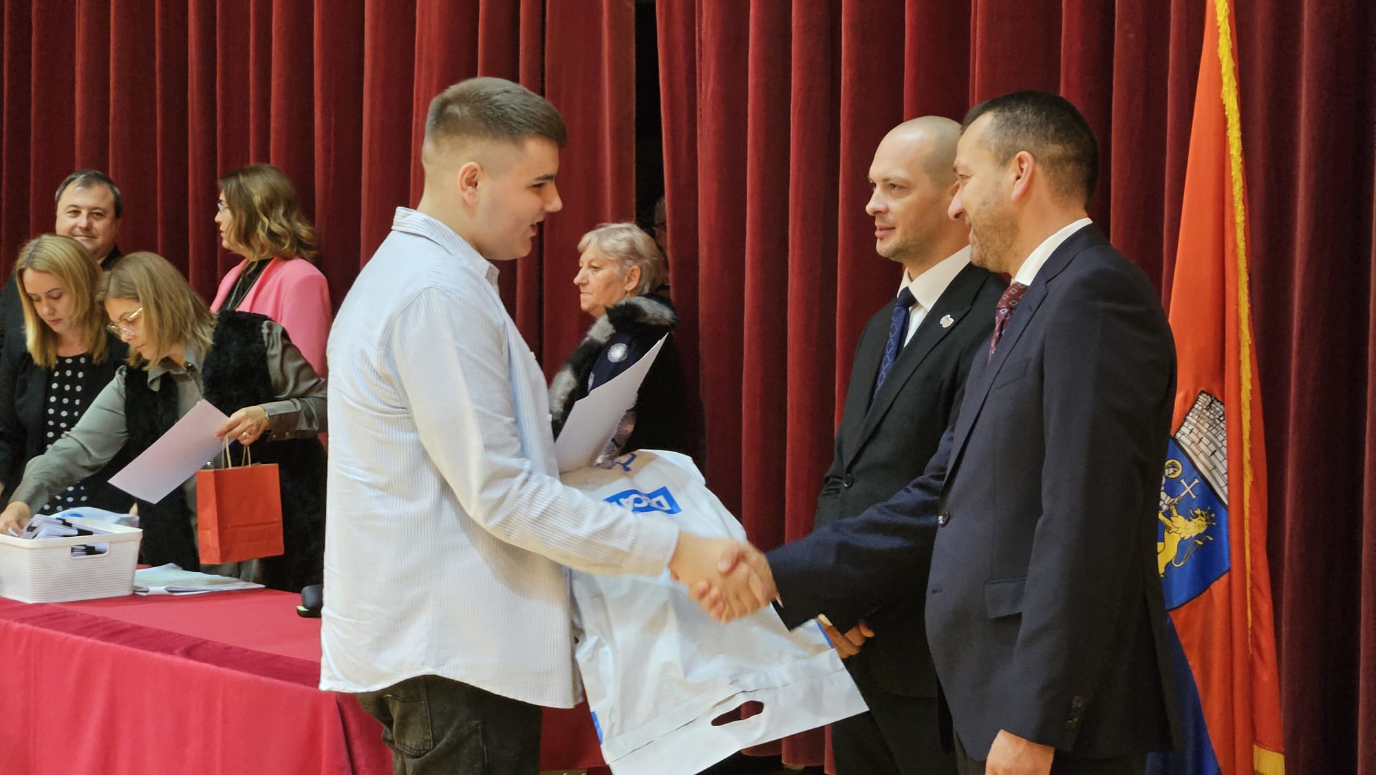 WhatsApp Image 2025-10-12 at 11.05.14