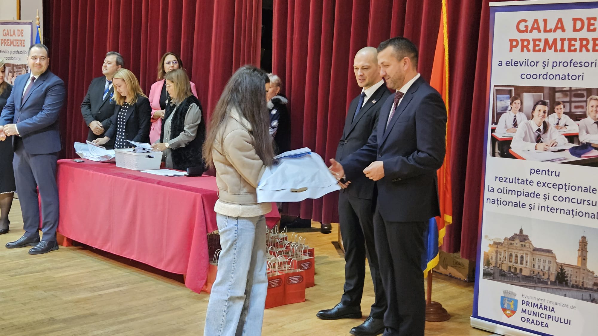 WhatsApp Image 2025-10-12 at 11.05.15 (2)