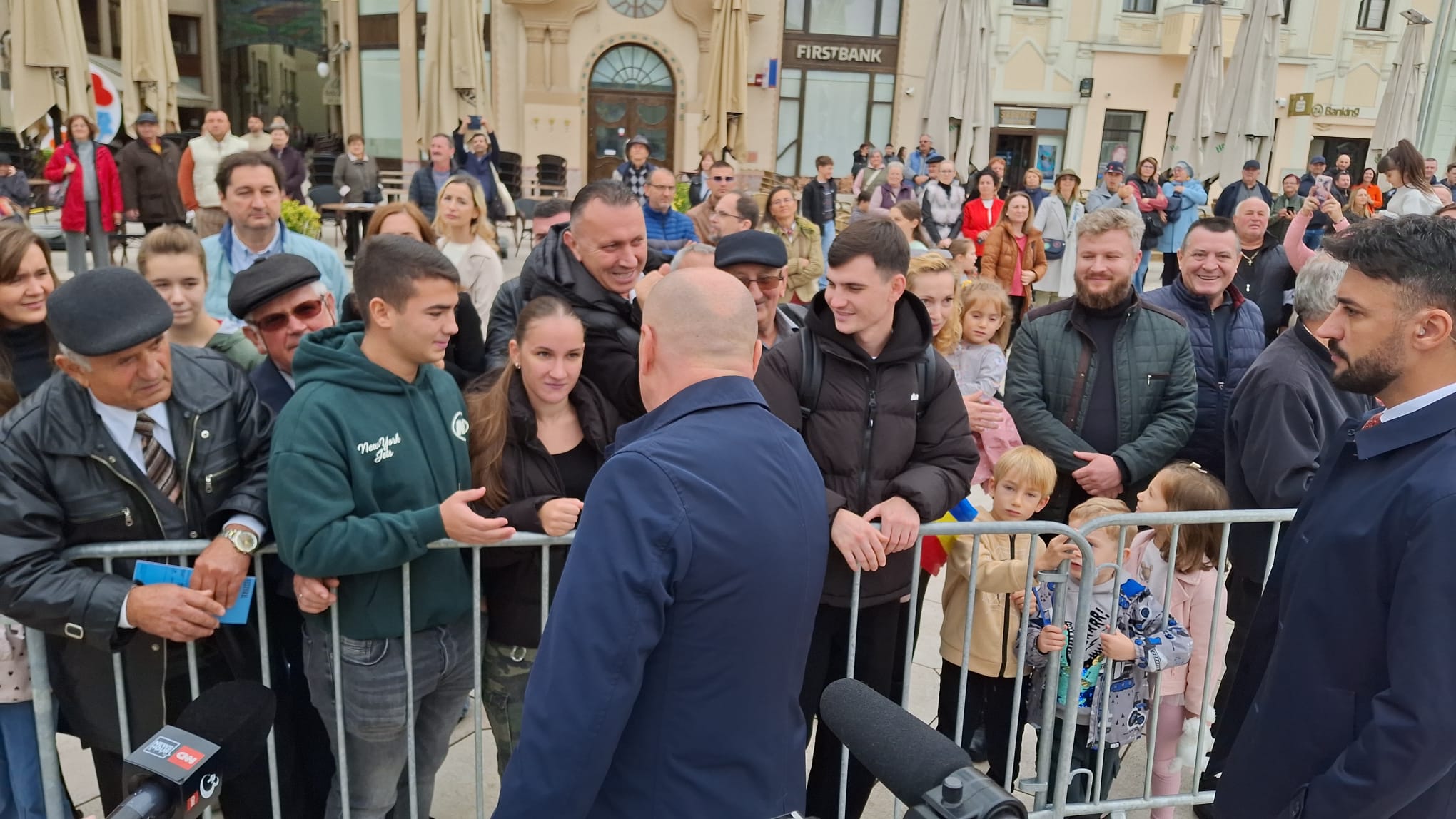 WhatsApp Image 2025-10-12 at 14.43.11 (2)