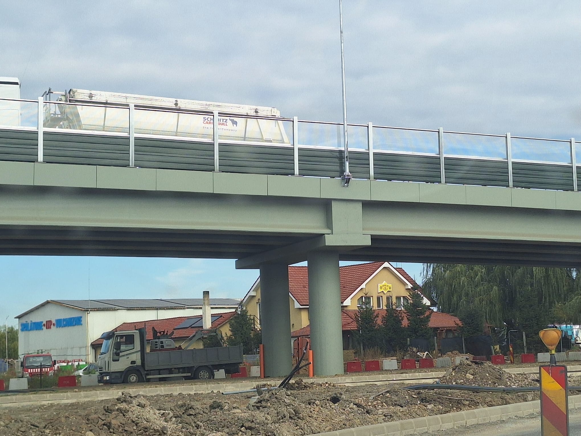 WhatsApp Image 2025-10-16 at 12.46.52 (1)