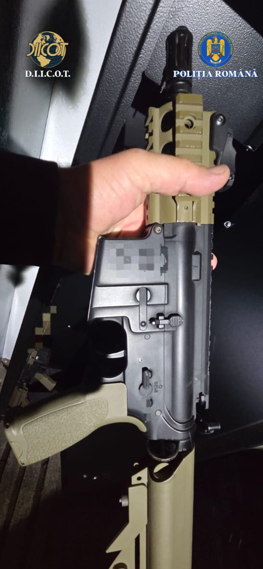 percheziții fals SRI4