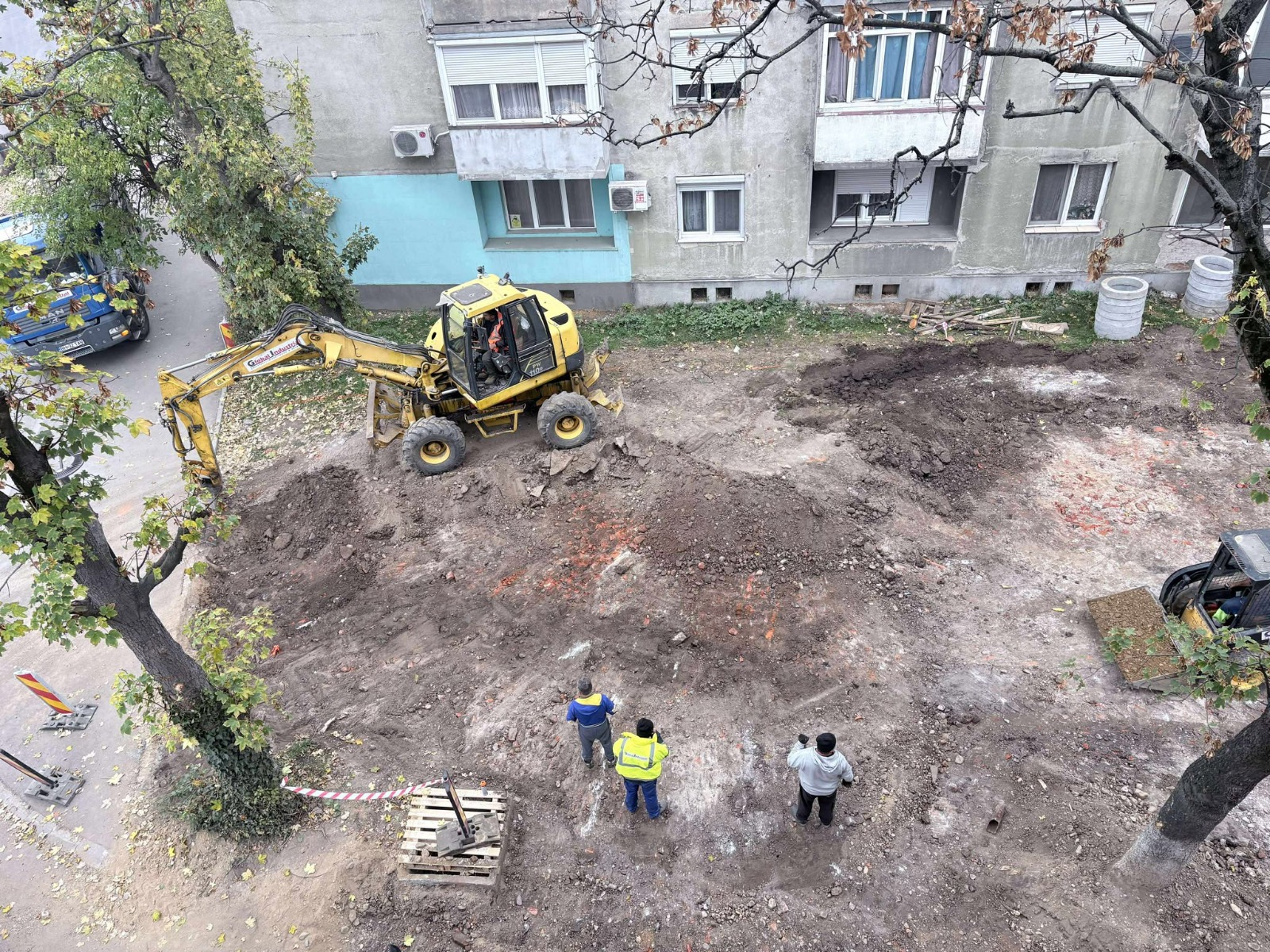 WhatsApp Image 2025-10-24 at 10.22.06